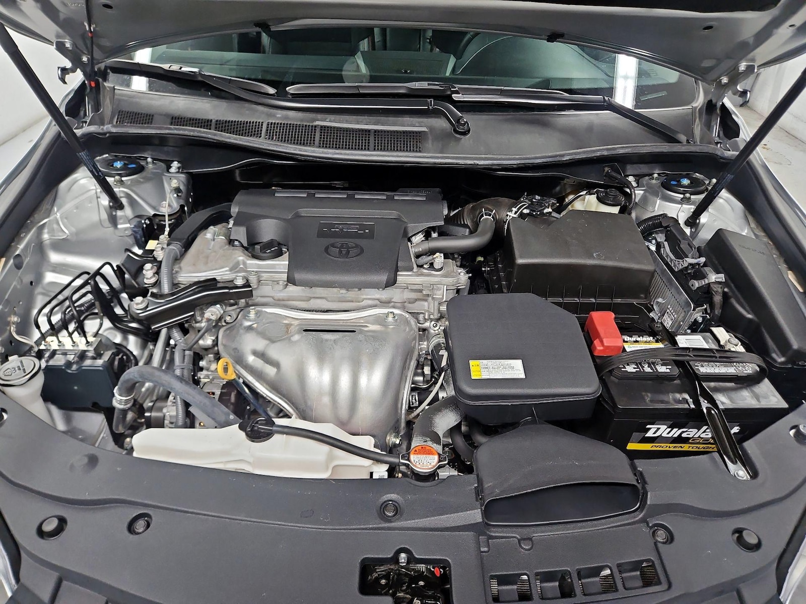 2016 Toyota Camry XSE - Photo 23