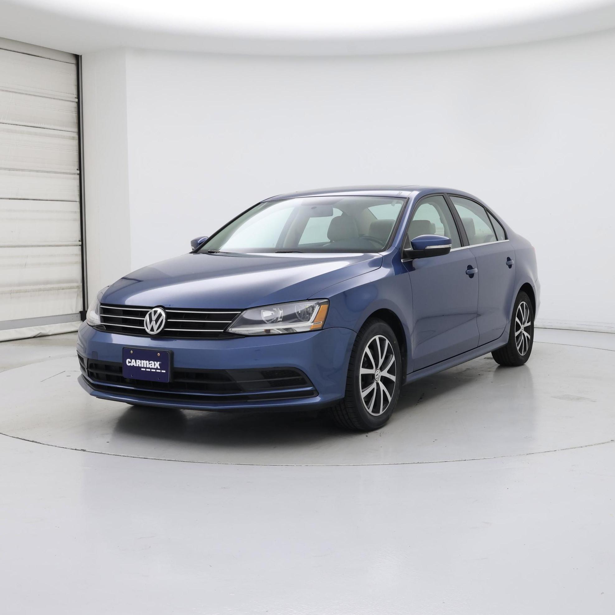 Thumbnail: 2018 Volkswagen Jetta - 4
