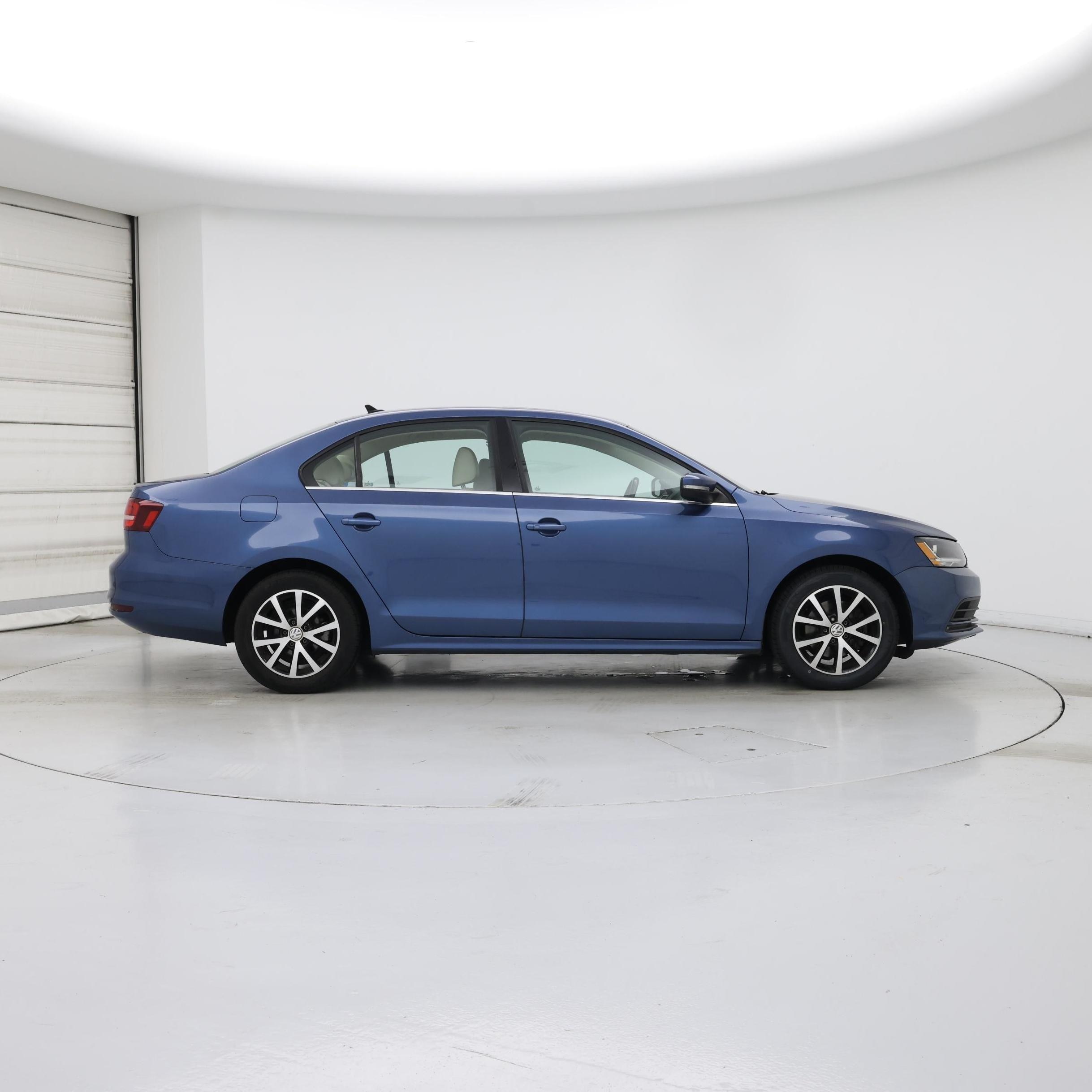 Thumbnail: 2018 Volkswagen Jetta - 7