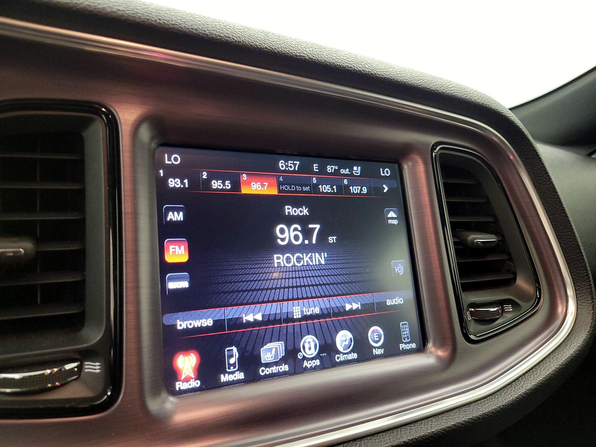 Thumbnail: 2016 Dodge Challenger - 15