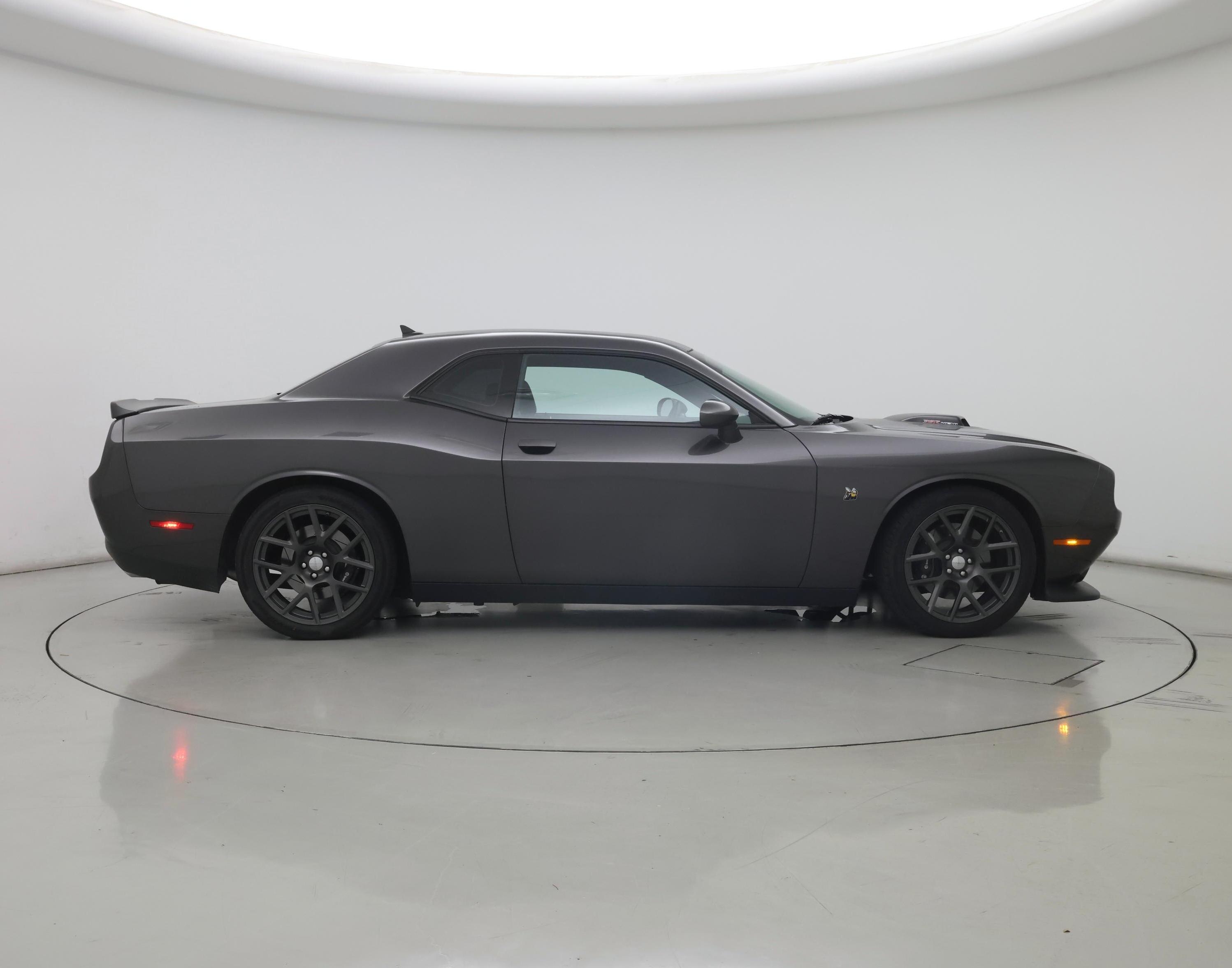 Thumbnail: 2016 Dodge Challenger - 7