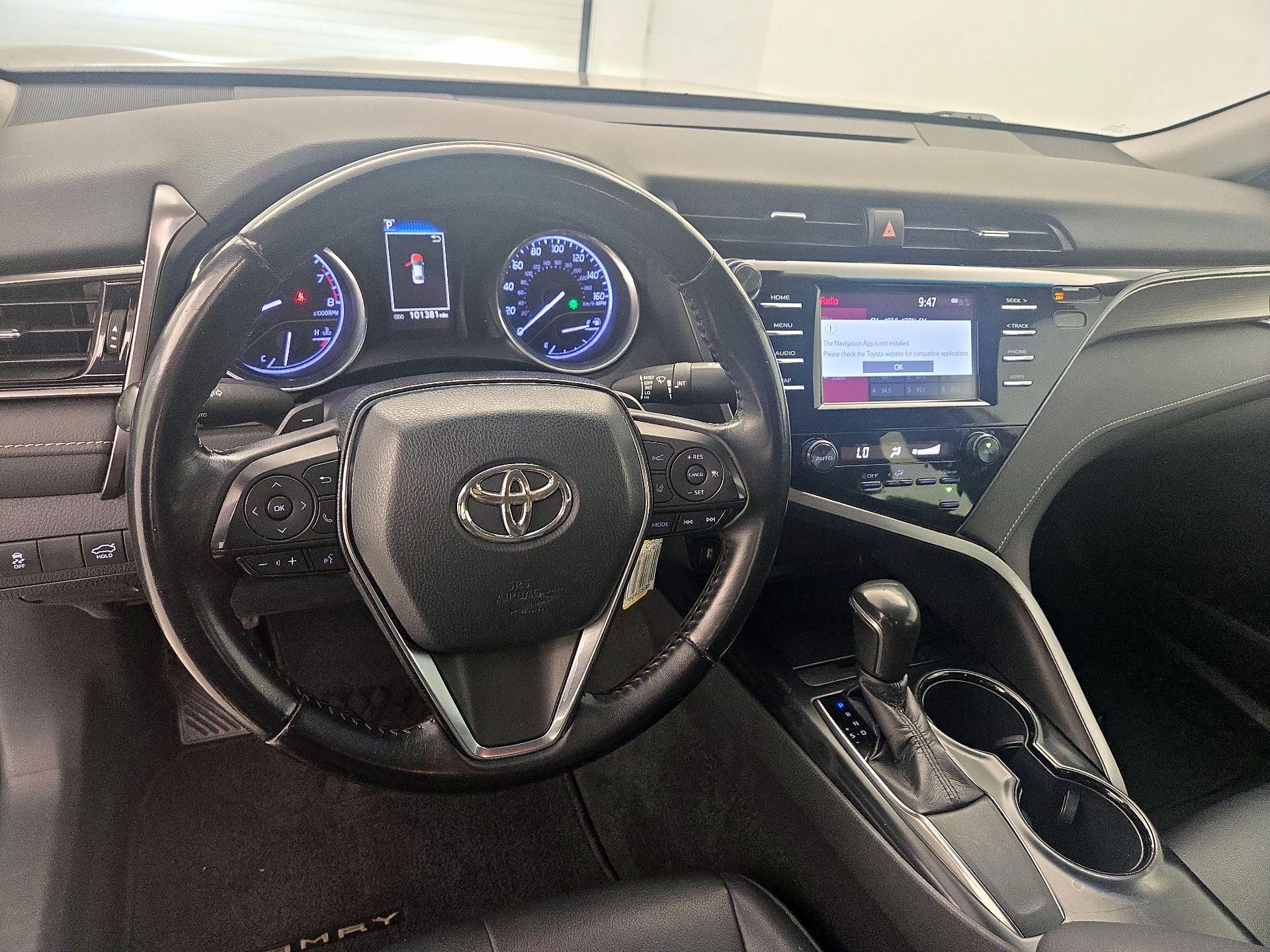 Thumbnail: 2019 Toyota Camry - 10