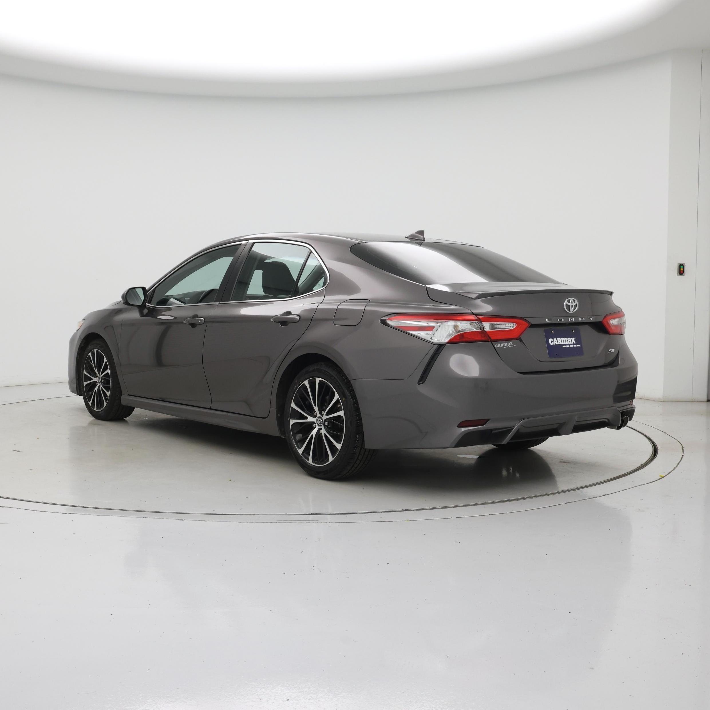 Thumbnail: 2019 Toyota Camry - 2