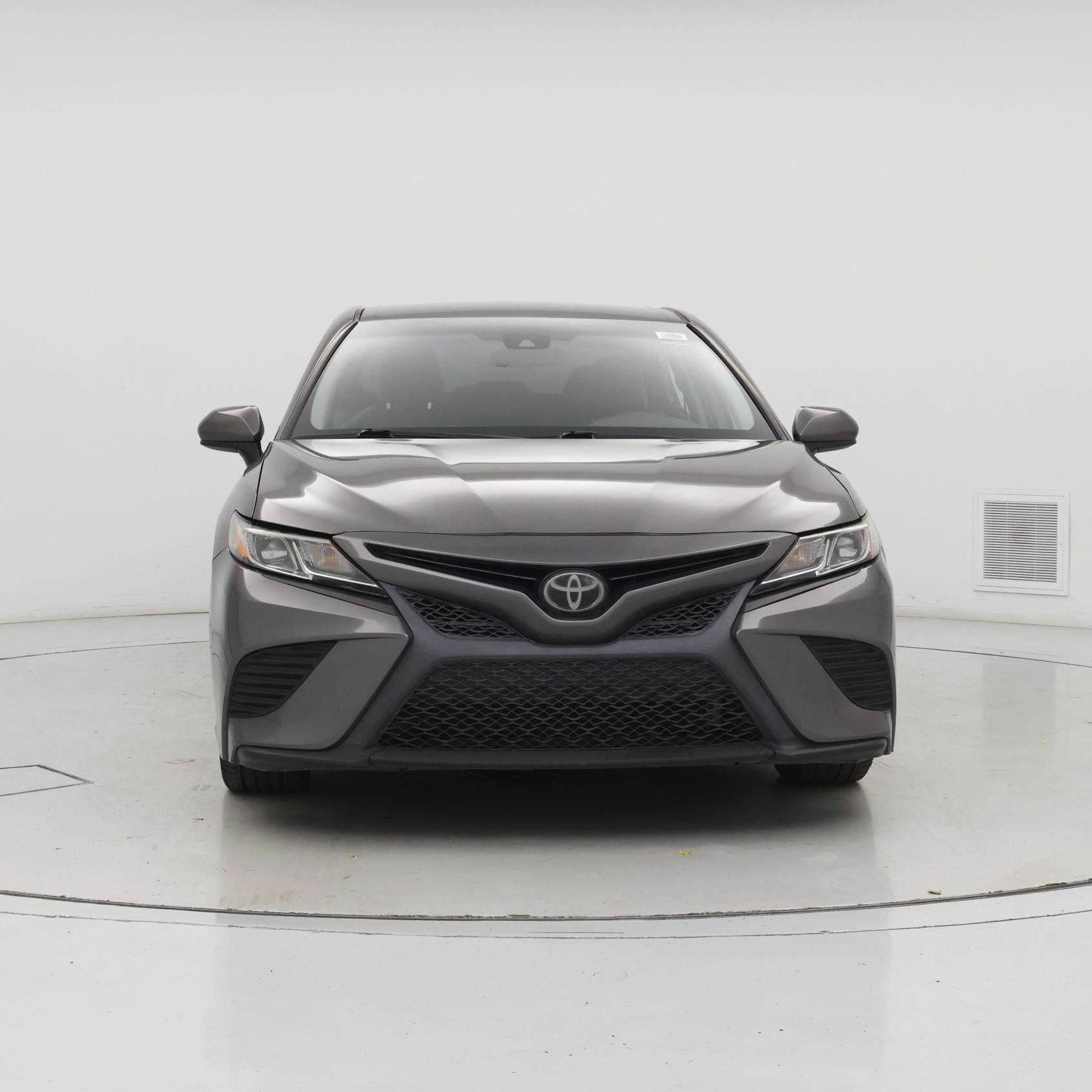 Thumbnail: 2019 Toyota Camry - 5