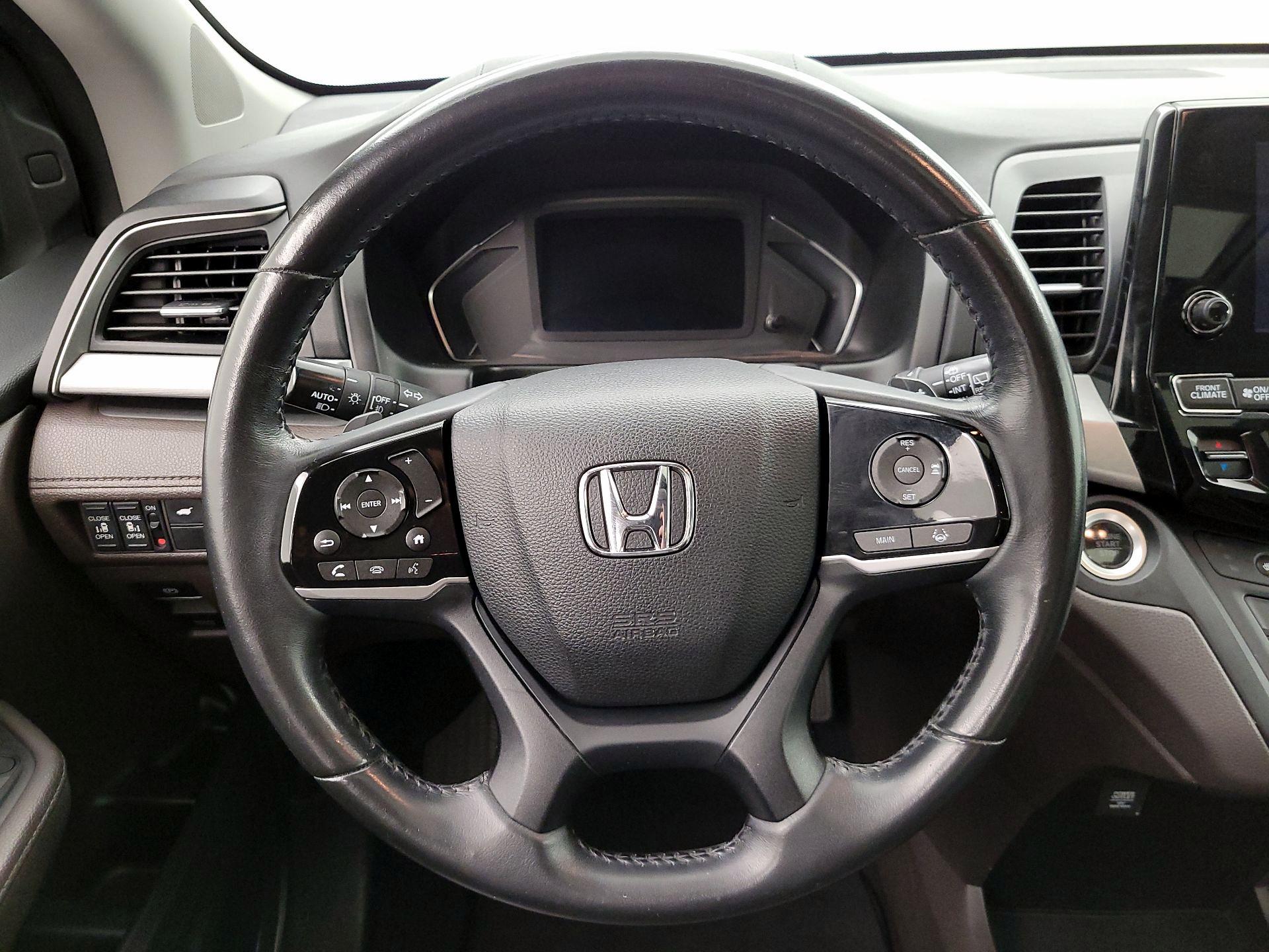 Thumbnail: 2018 Honda Odyssey - 10
