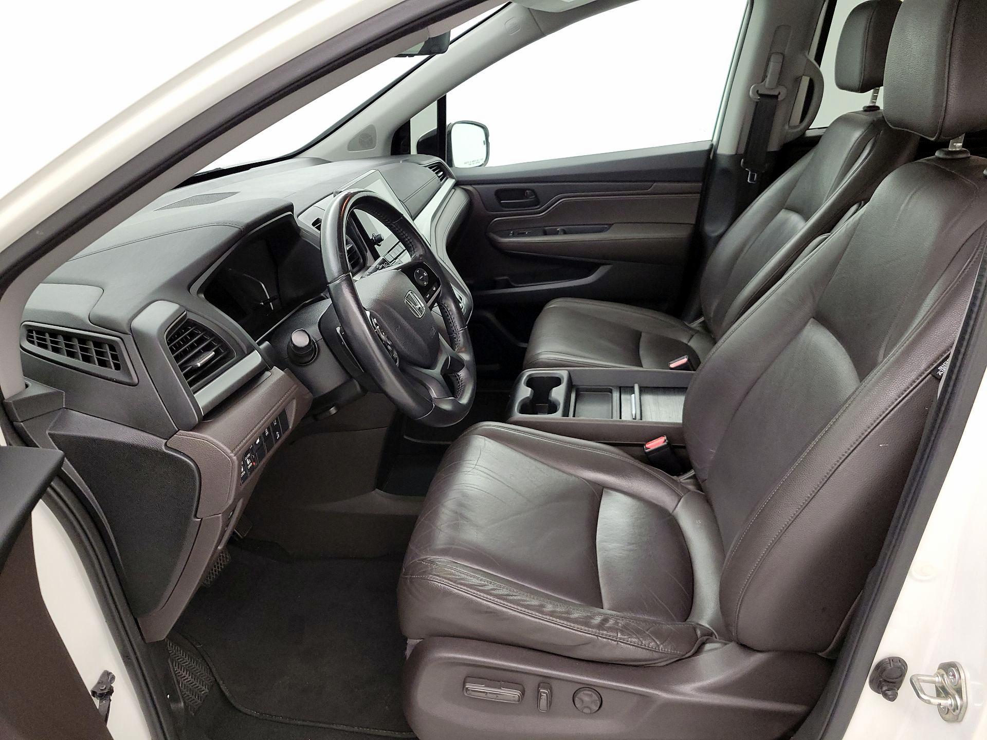 Thumbnail: 2018 Honda Odyssey - 11