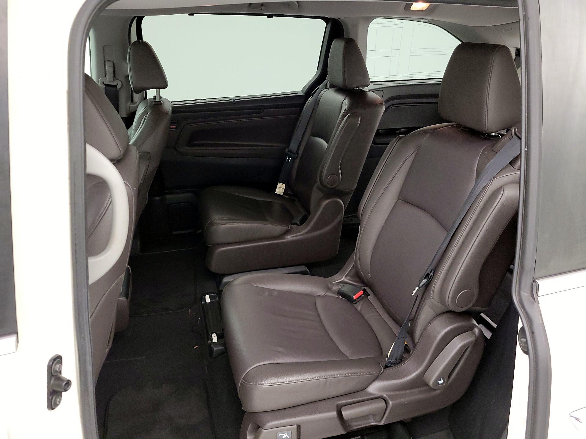Thumbnail: 2018 Honda Odyssey - 20