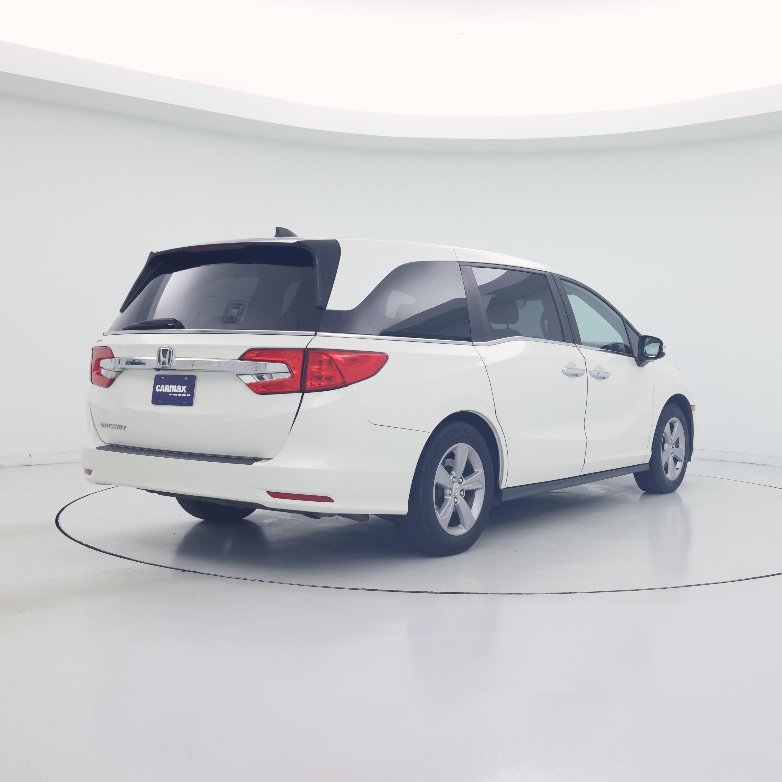 Thumbnail: 2018 Honda Odyssey - 8