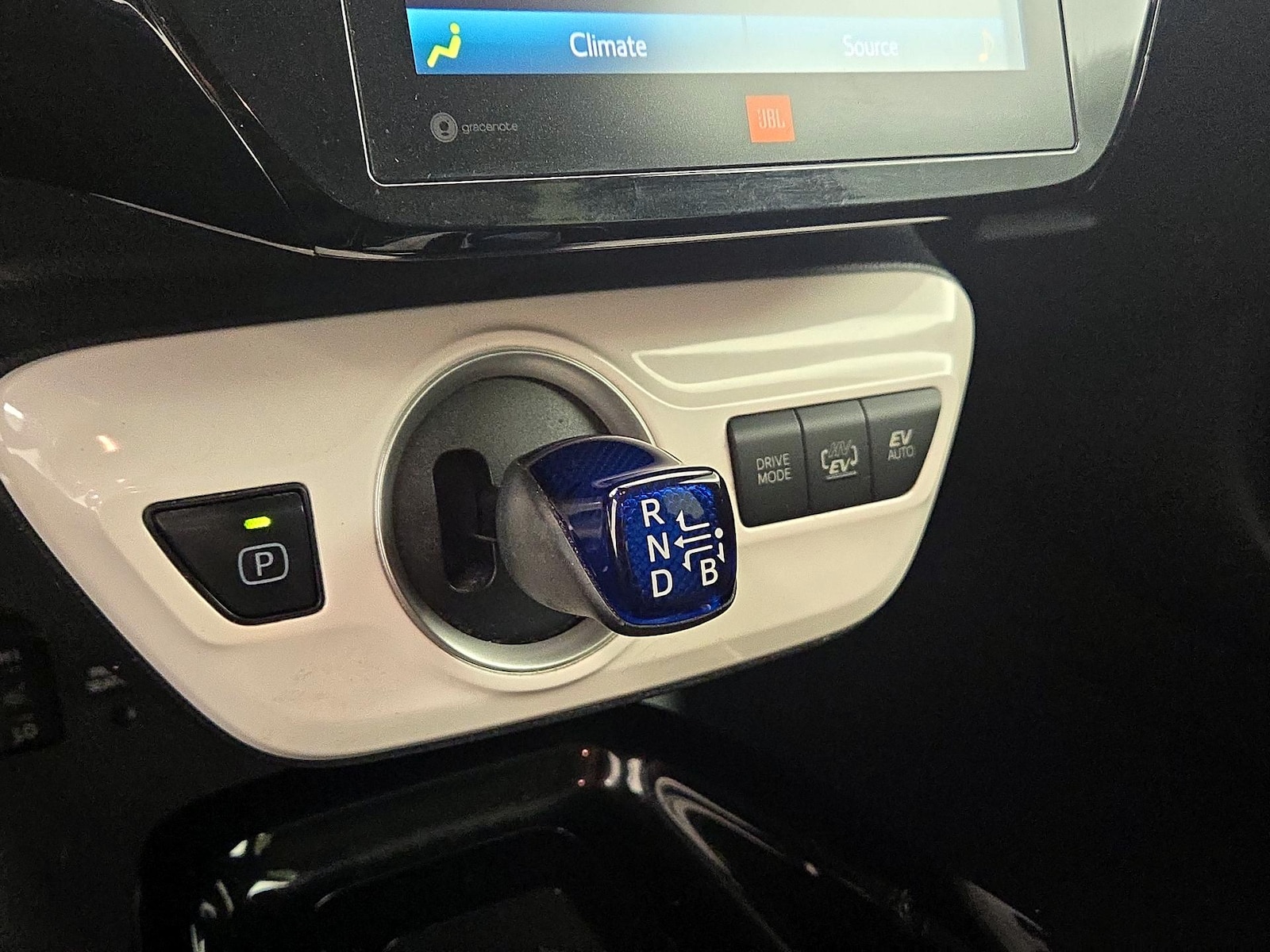 2019 Toyota Prius Prime Advanced - Photo 19