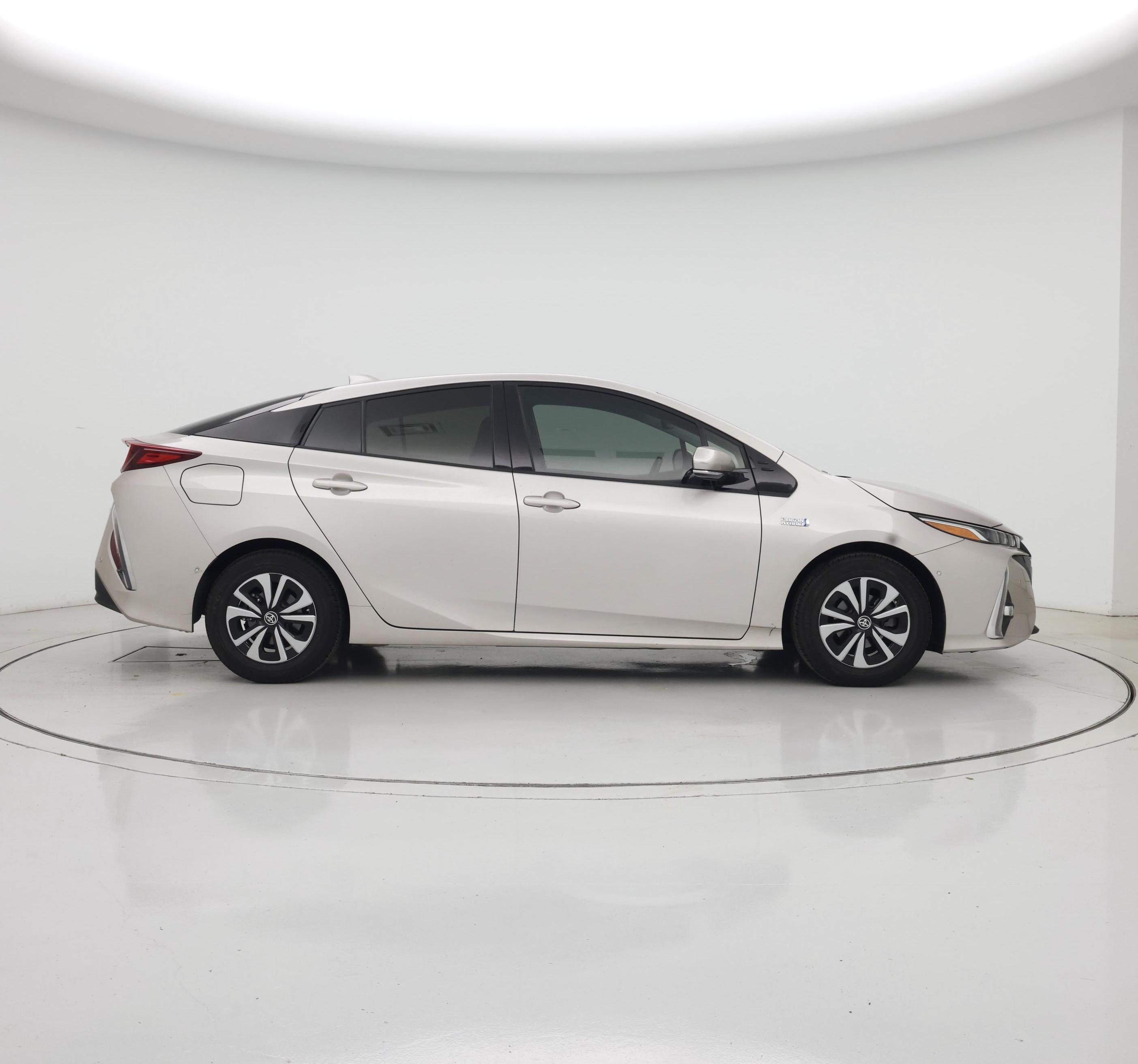 Thumbnail: 2019 Toyota Prius Prime - 7