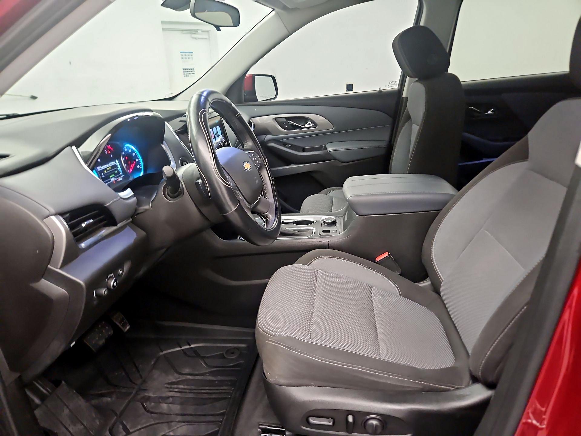 Thumbnail: 2019 Chevrolet Traverse - 9
