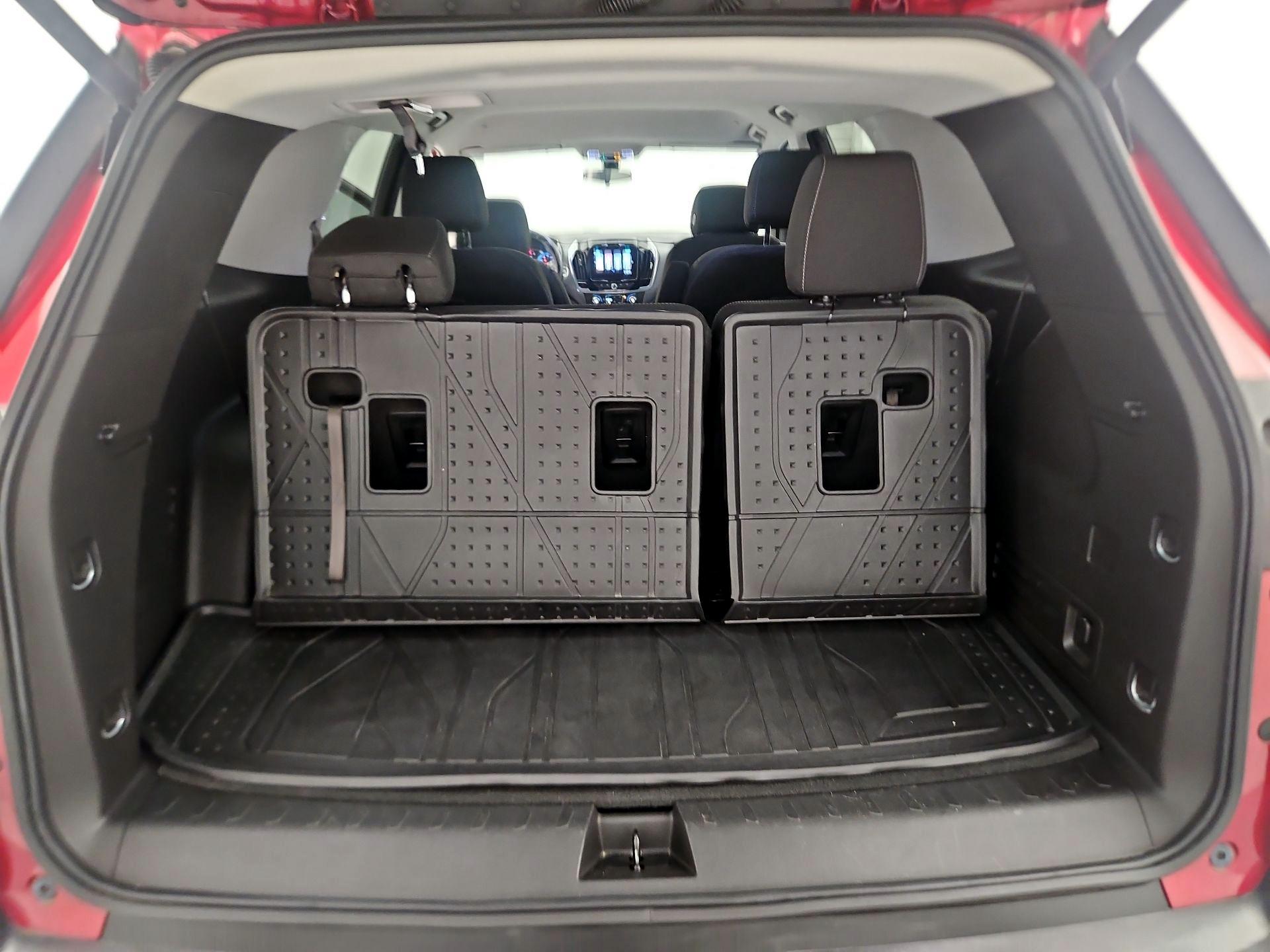 Thumbnail: 2019 Chevrolet Traverse - 18