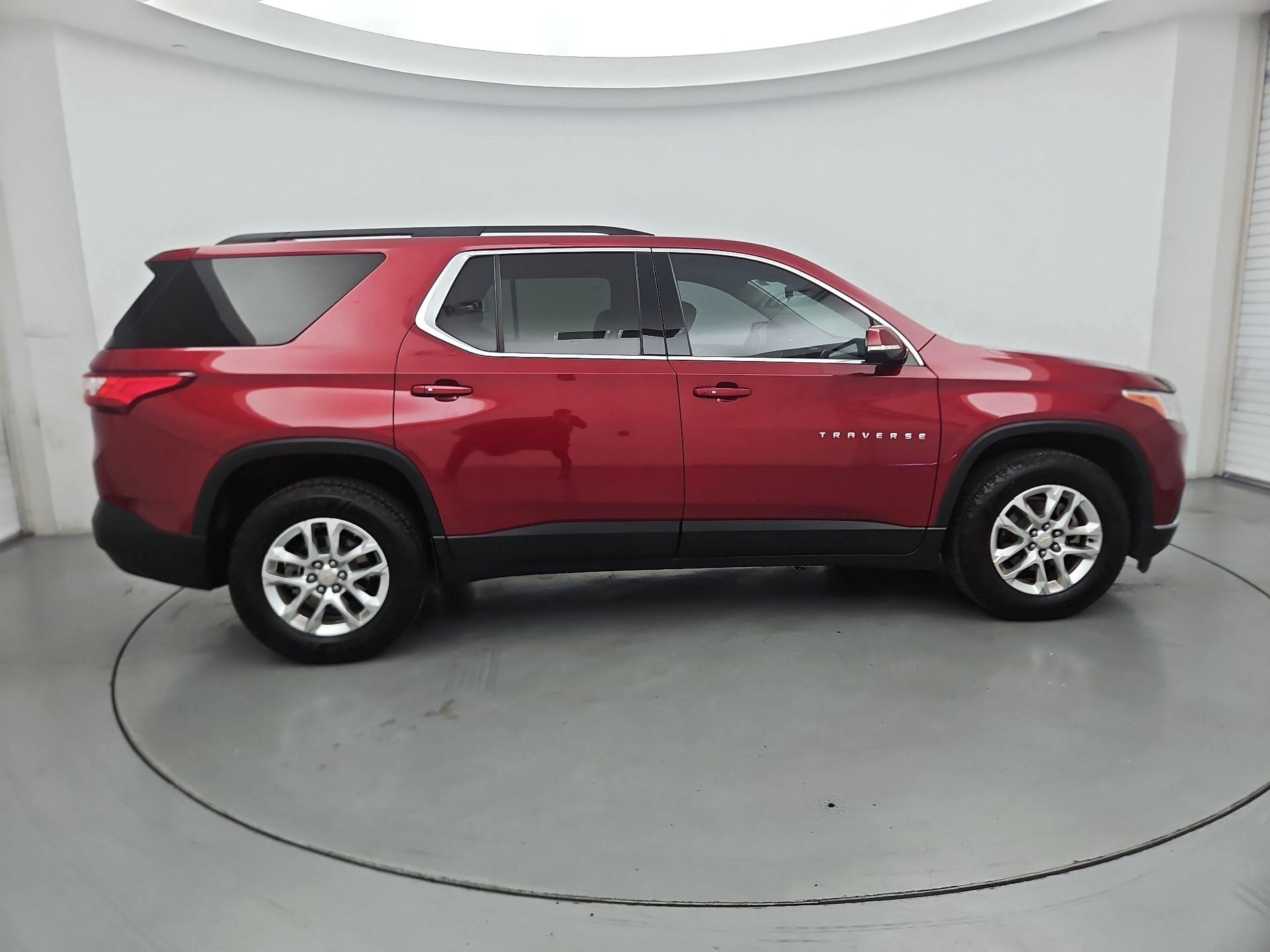 Thumbnail: 2019 Chevrolet Traverse - 4