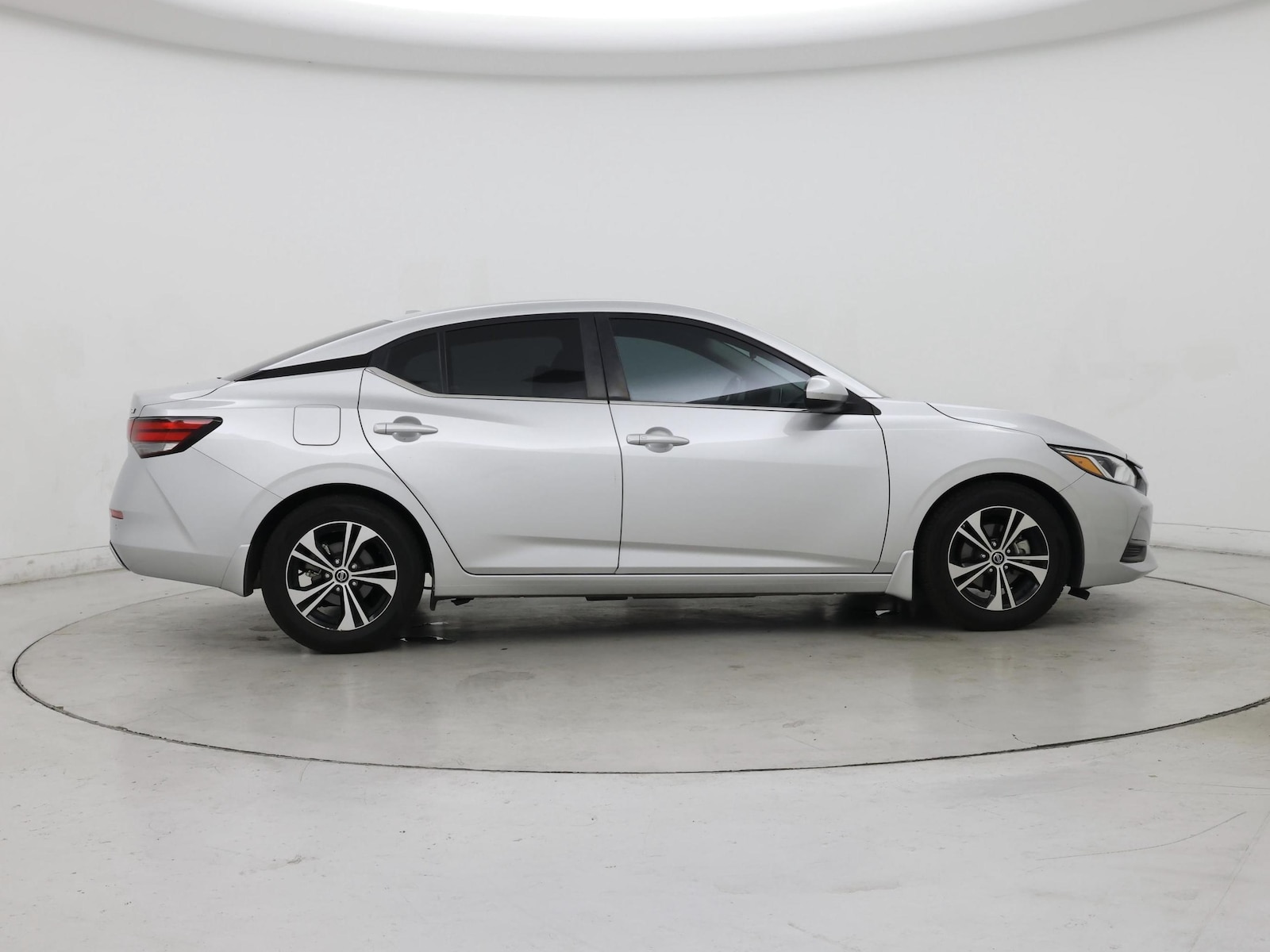 2022 Nissan Sentra SV - Photo 8