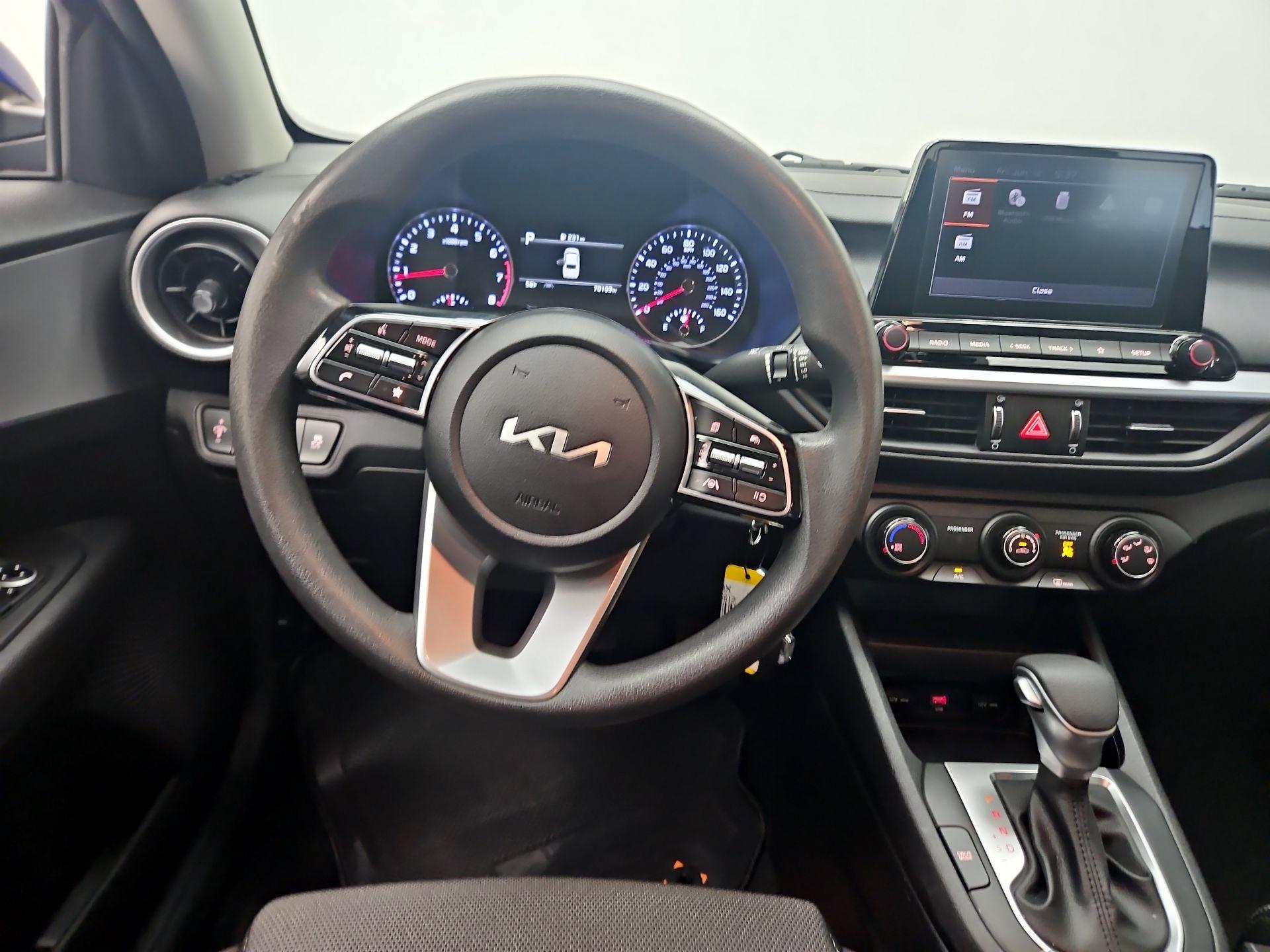 Thumbnail: 2023 Kia Forte - 10
