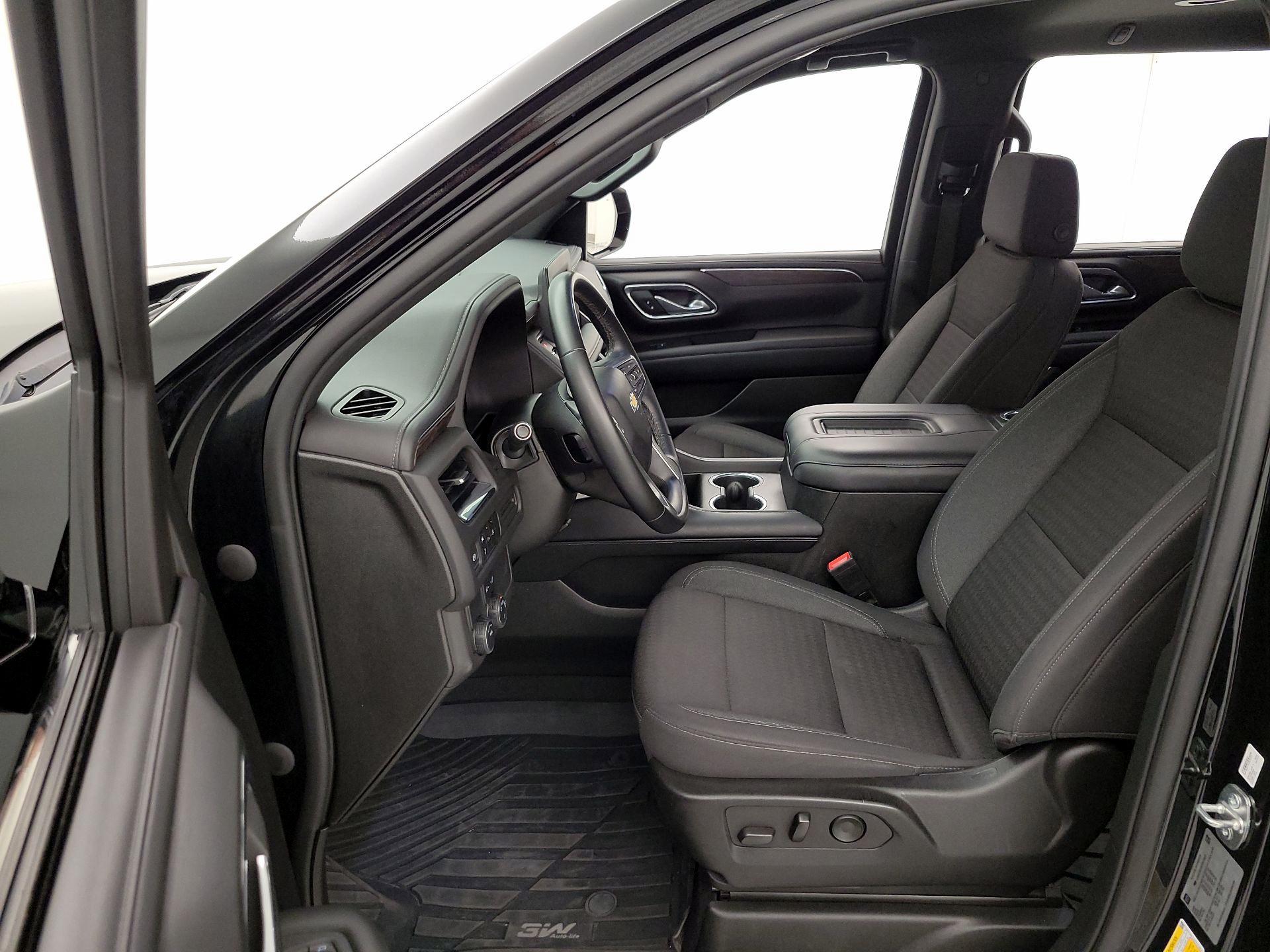 Thumbnail: 2023 Chevrolet Suburban - 11