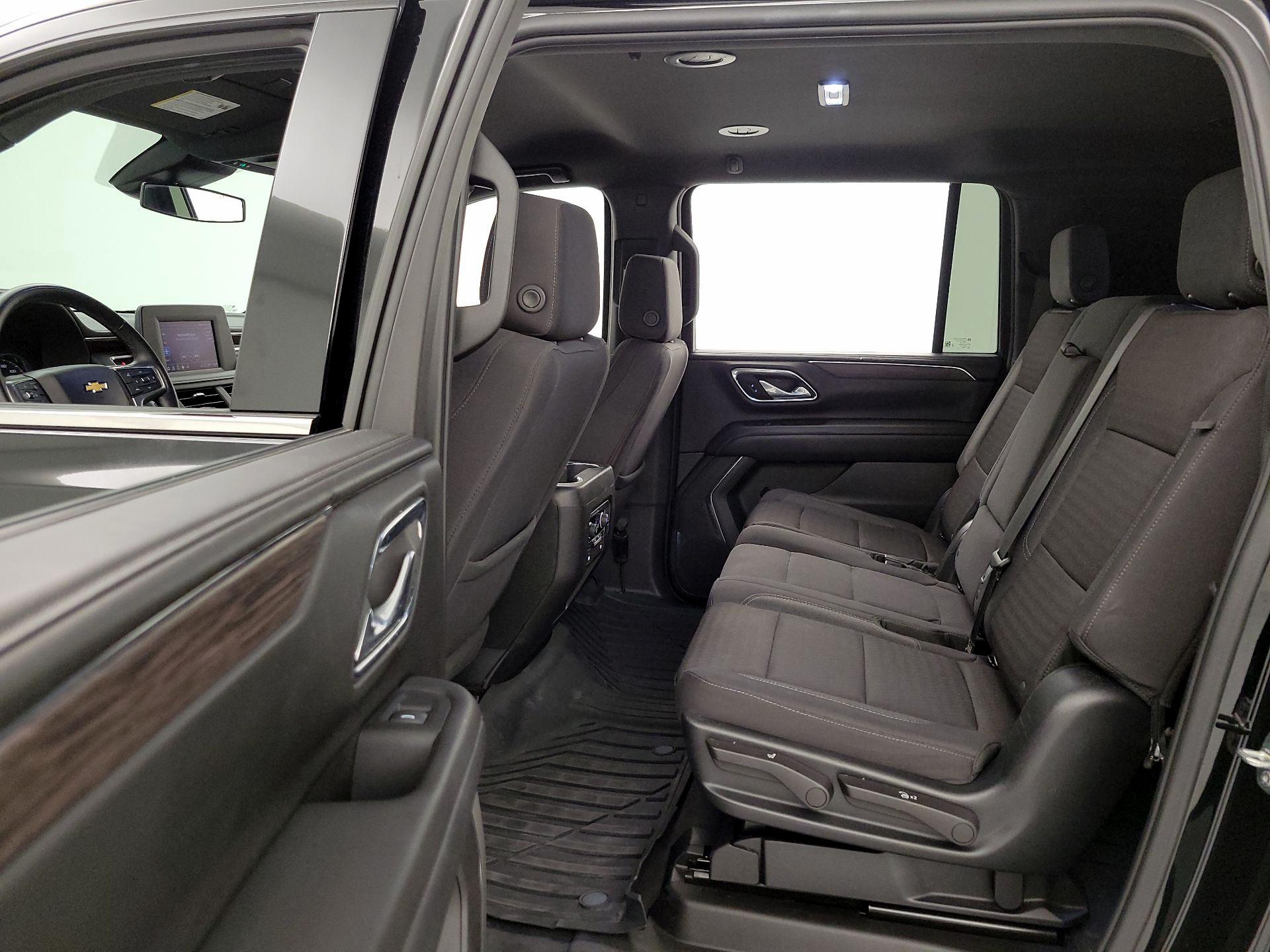 Thumbnail: 2023 Chevrolet Suburban - 19