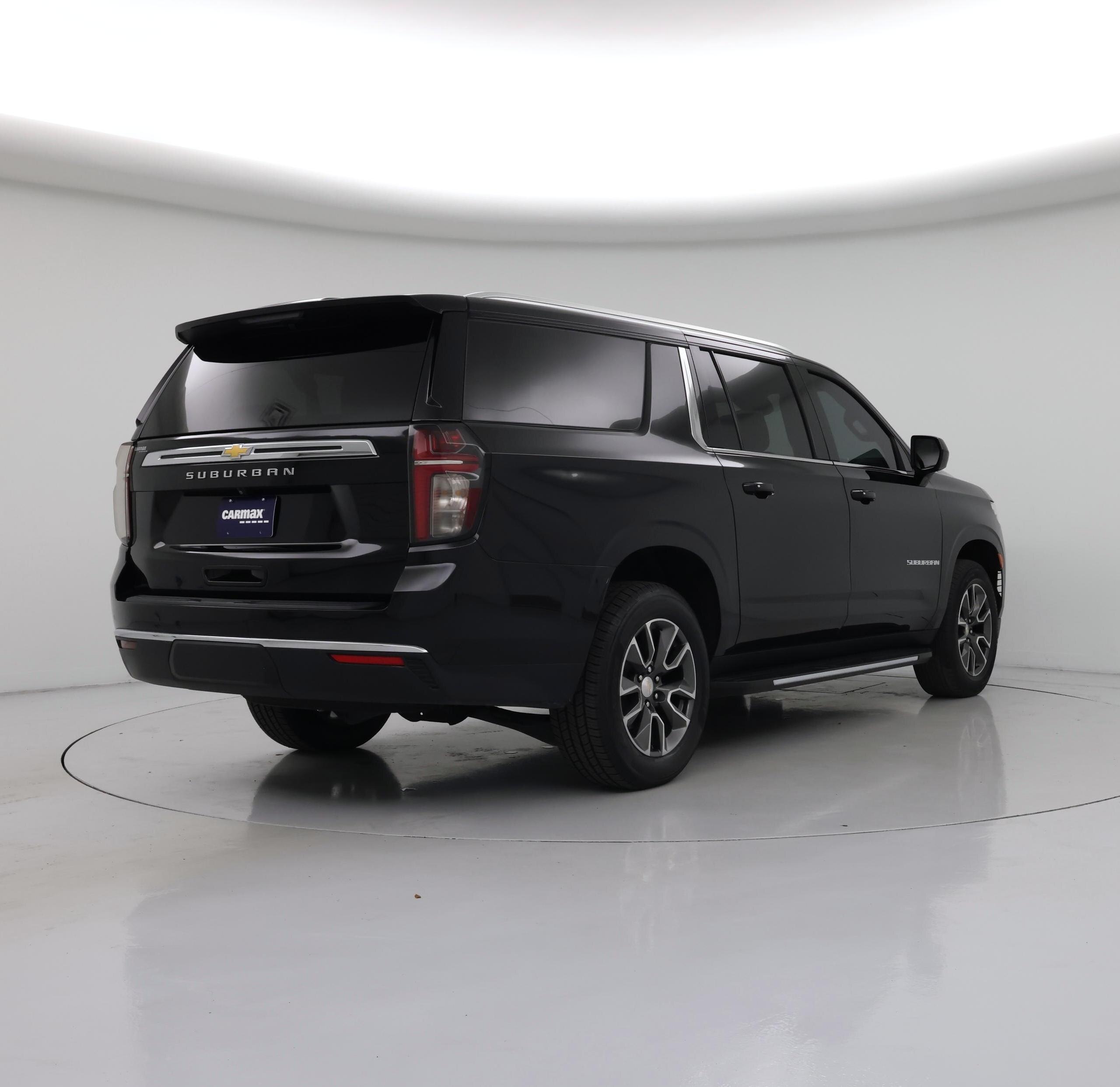 Thumbnail: 2023 Chevrolet Suburban - 8