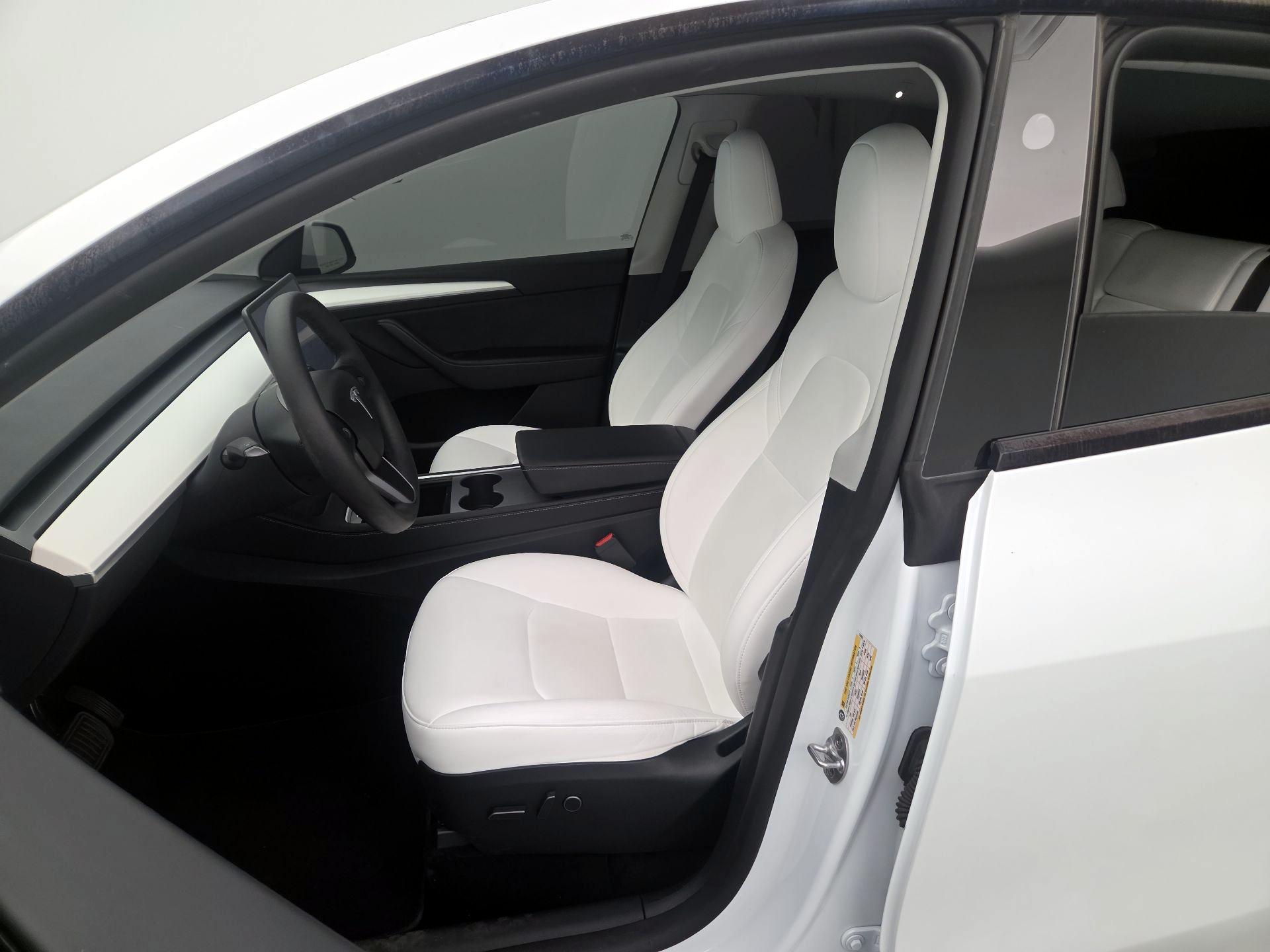 Thumbnail: 2024 Tesla Model Y - 11