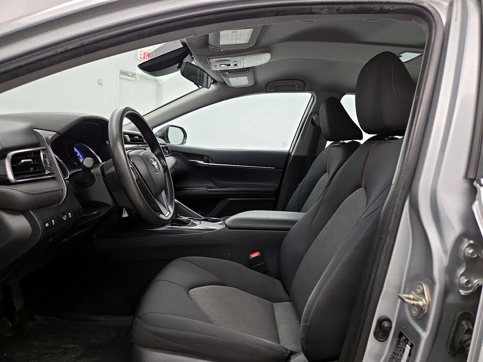 Thumbnail: 2019 Toyota Camry - 11