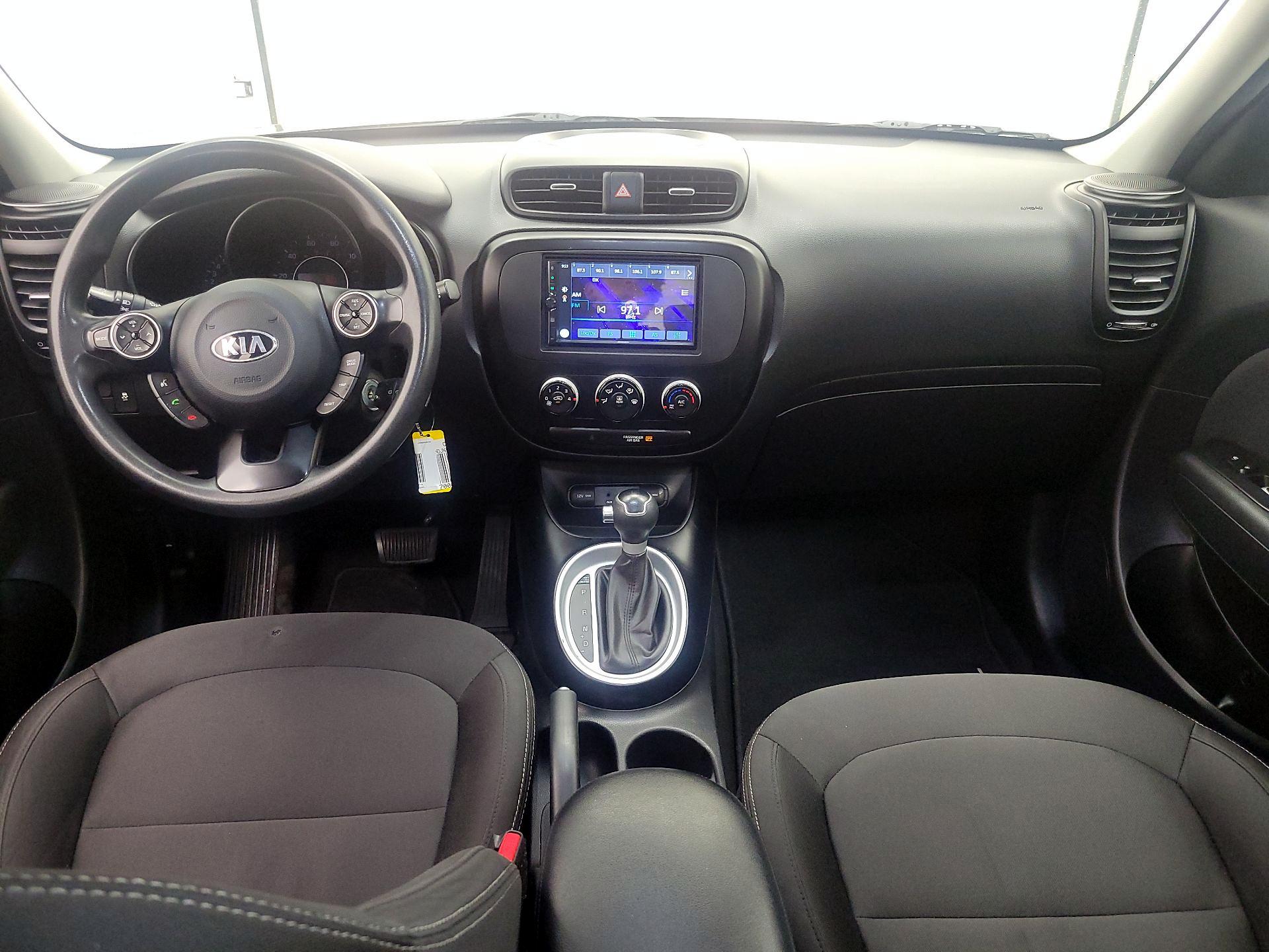 Thumbnail: 2017 Kia Soul - 9