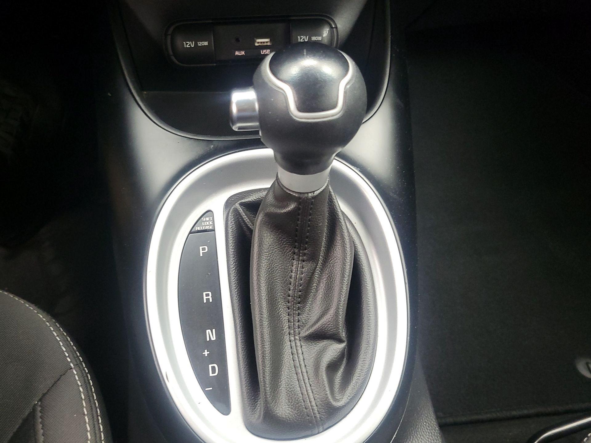 Thumbnail: 2017 Kia Soul - 16