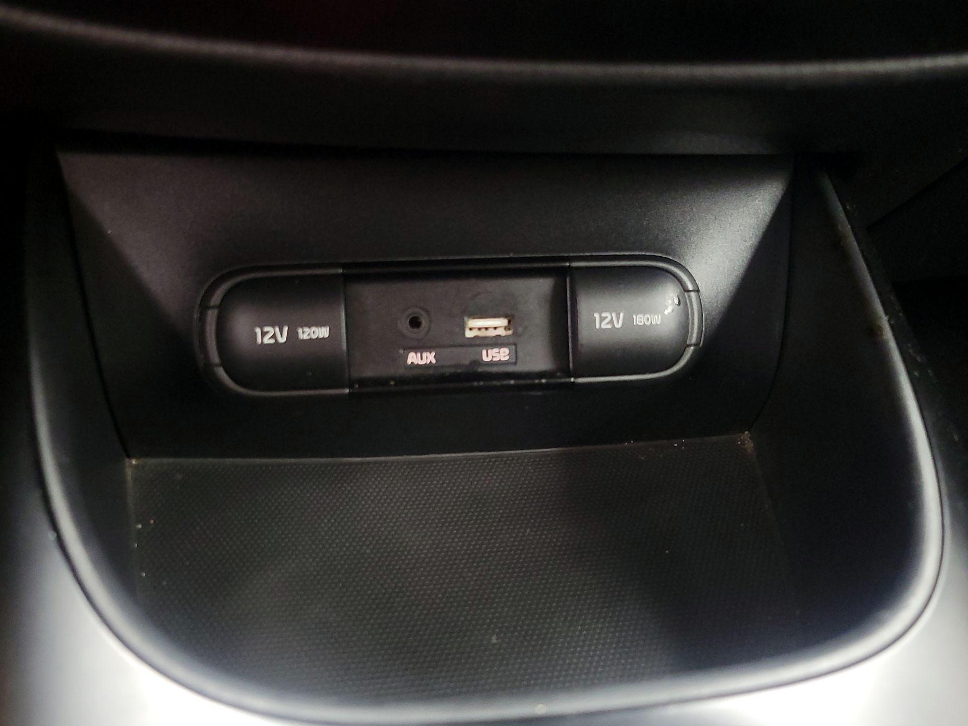 Thumbnail: 2017 Kia Soul - 17