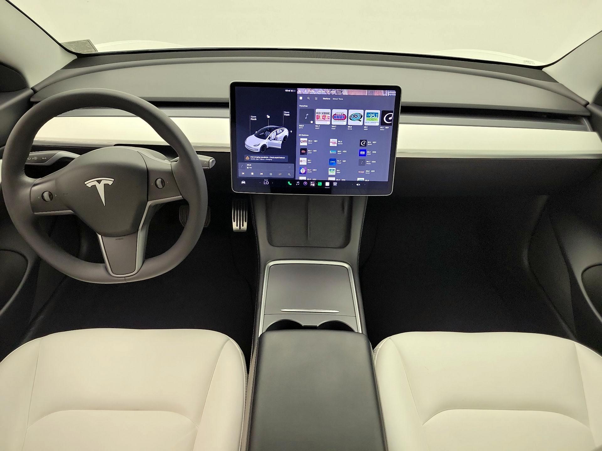 Thumbnail: 2021 Tesla Model 3 - 9