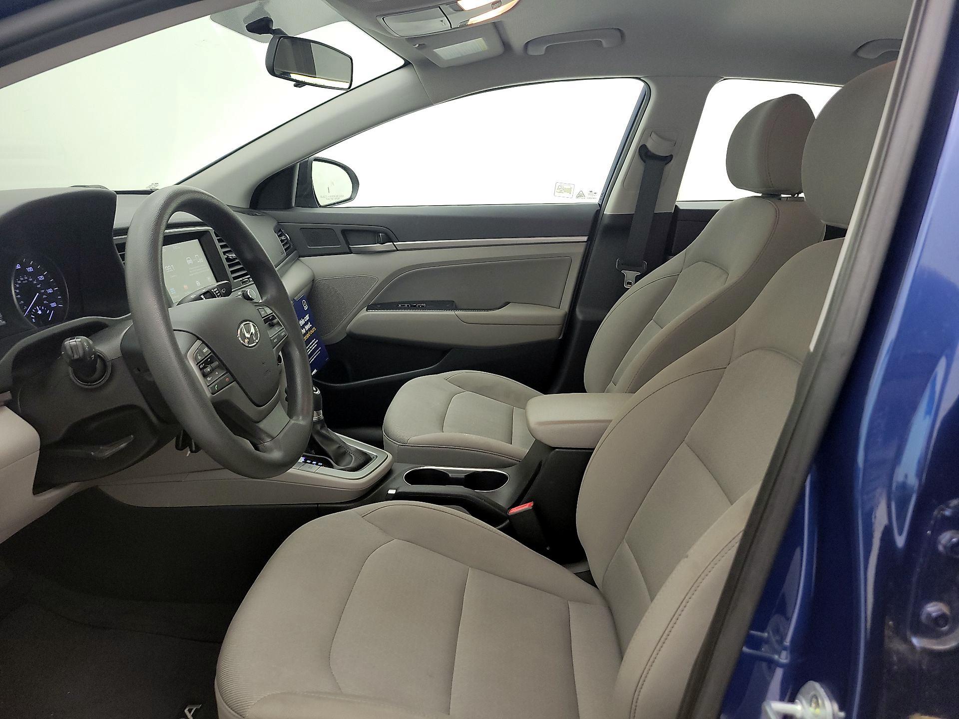 Thumbnail: 2017 Hyundai Elantra - 11