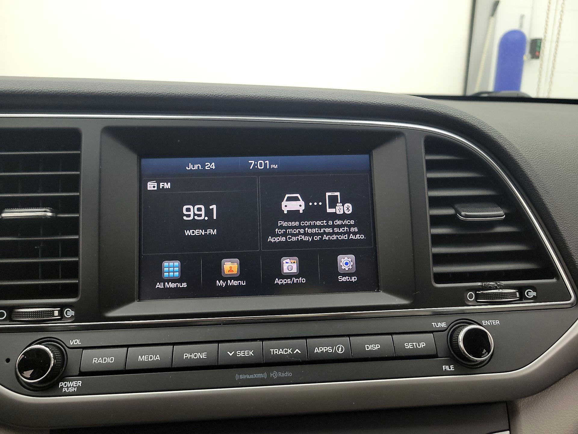 Thumbnail: 2017 Hyundai Elantra - 15