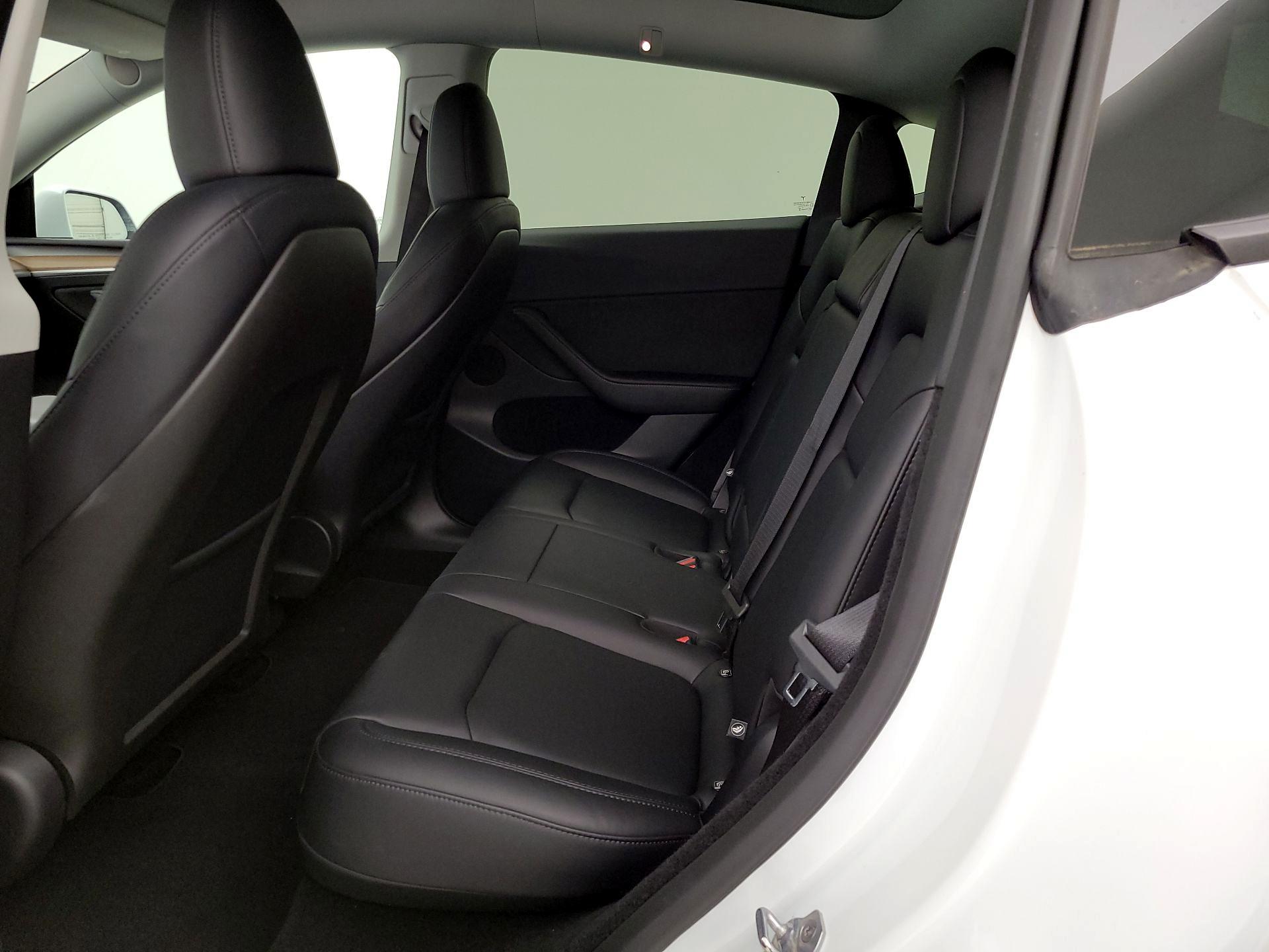 Thumbnail: 2025 Tesla Model Y - 20