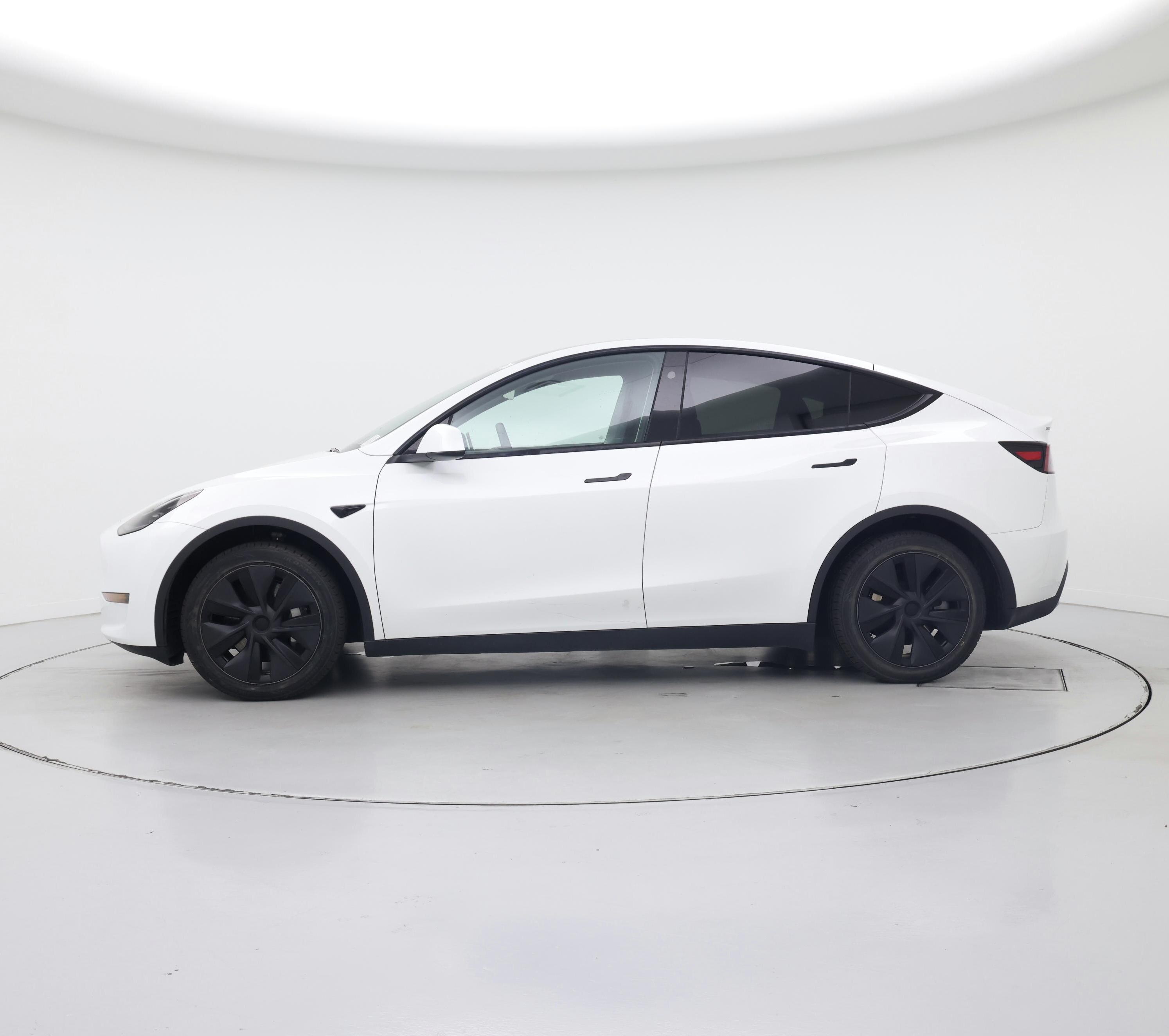 Thumbnail: 2025 Tesla Model Y - 3