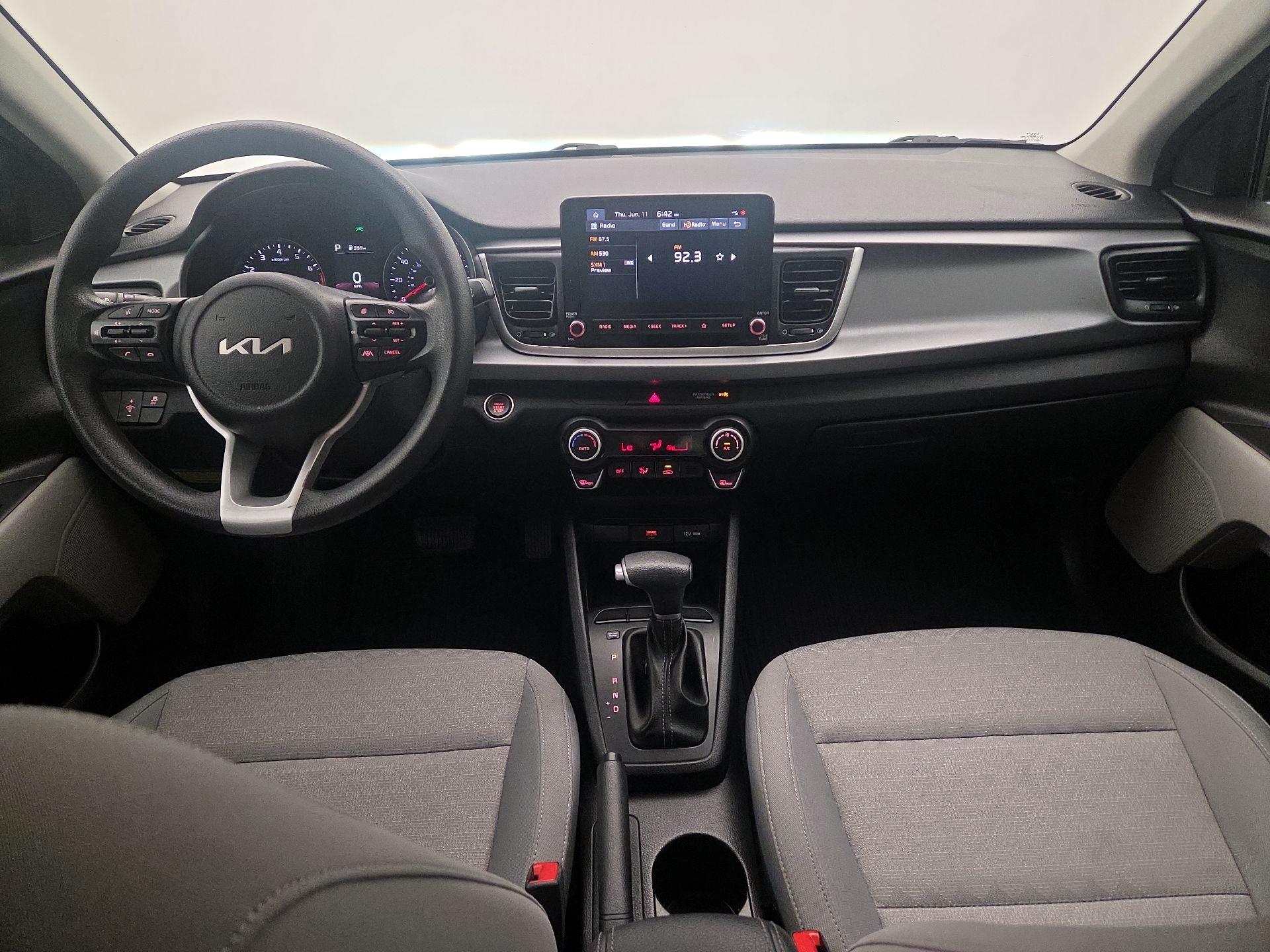 Thumbnail: 2022 Kia Rio - 9