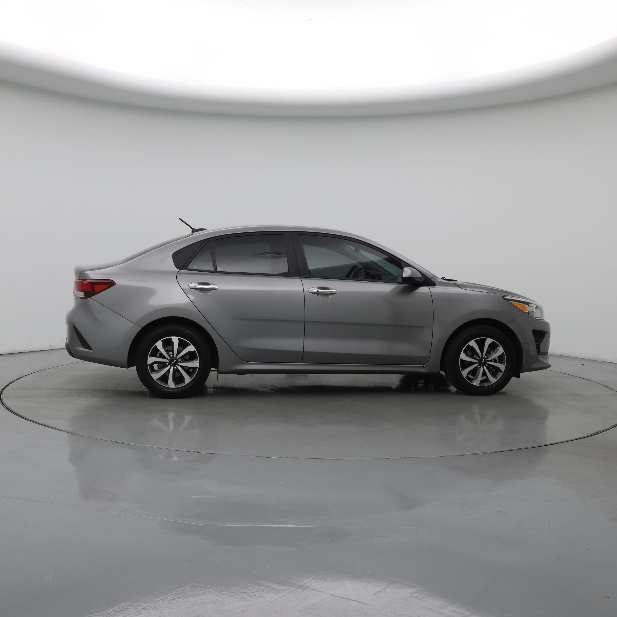 Thumbnail: 2022 Kia Rio - 7