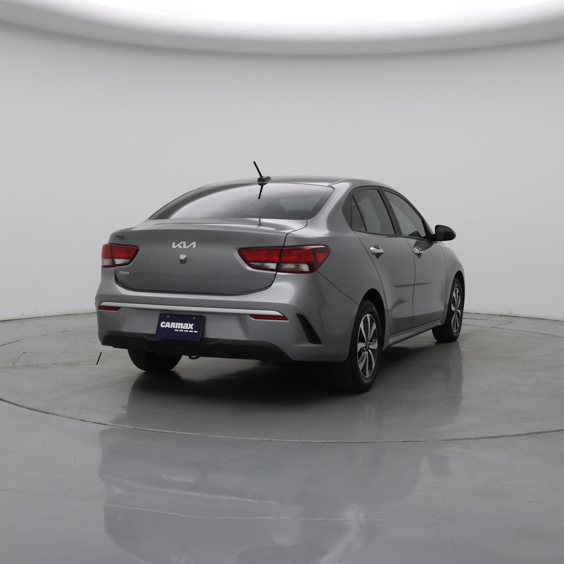 Thumbnail: 2022 Kia Rio - 8