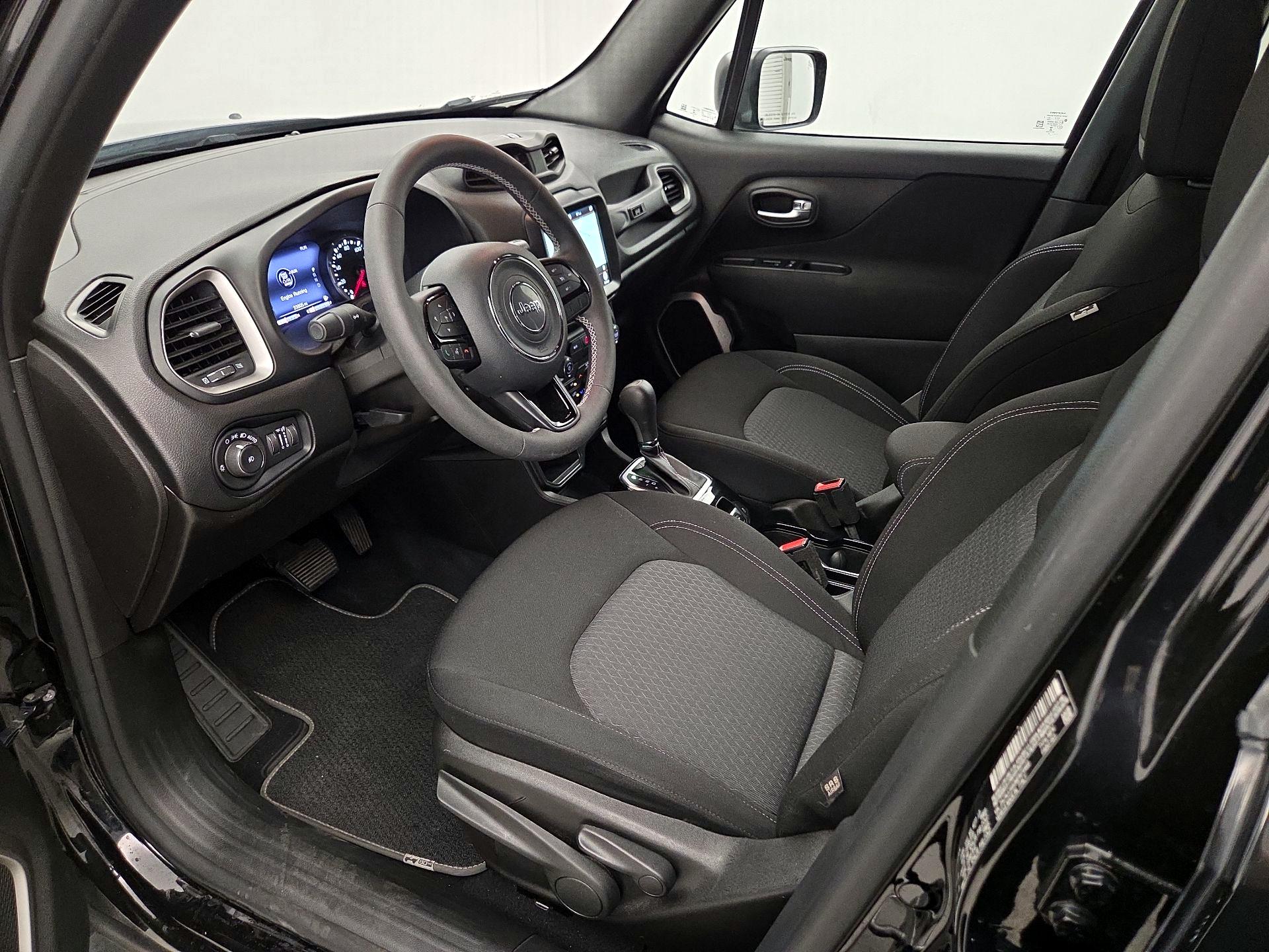 Thumbnail: 2021 Jeep Renegade - 11