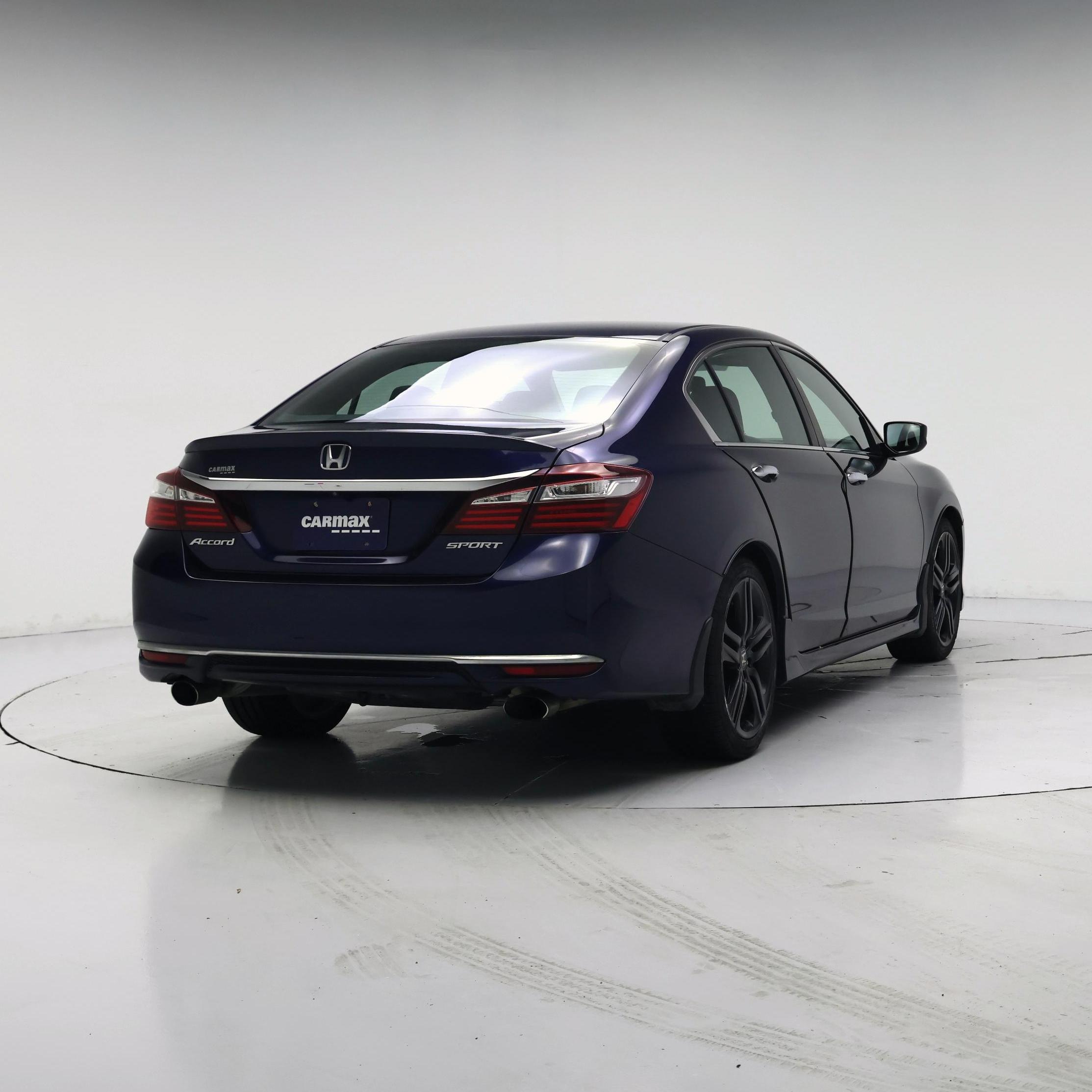 Thumbnail: 2016 Honda Accord - 8