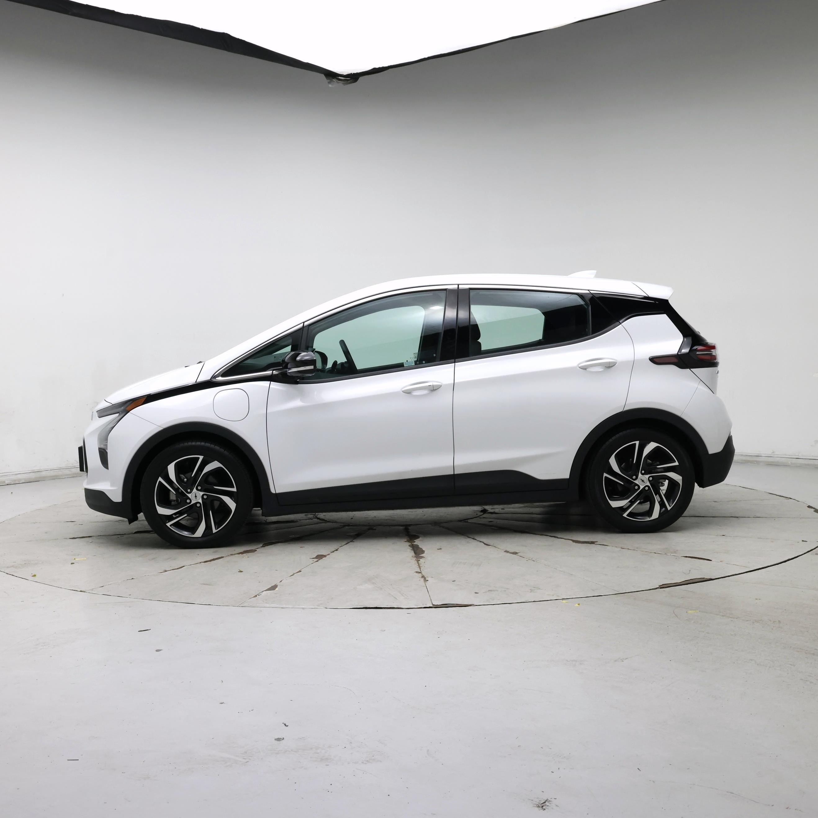 Thumbnail: 2023 Chevrolet Bolt EV - 3