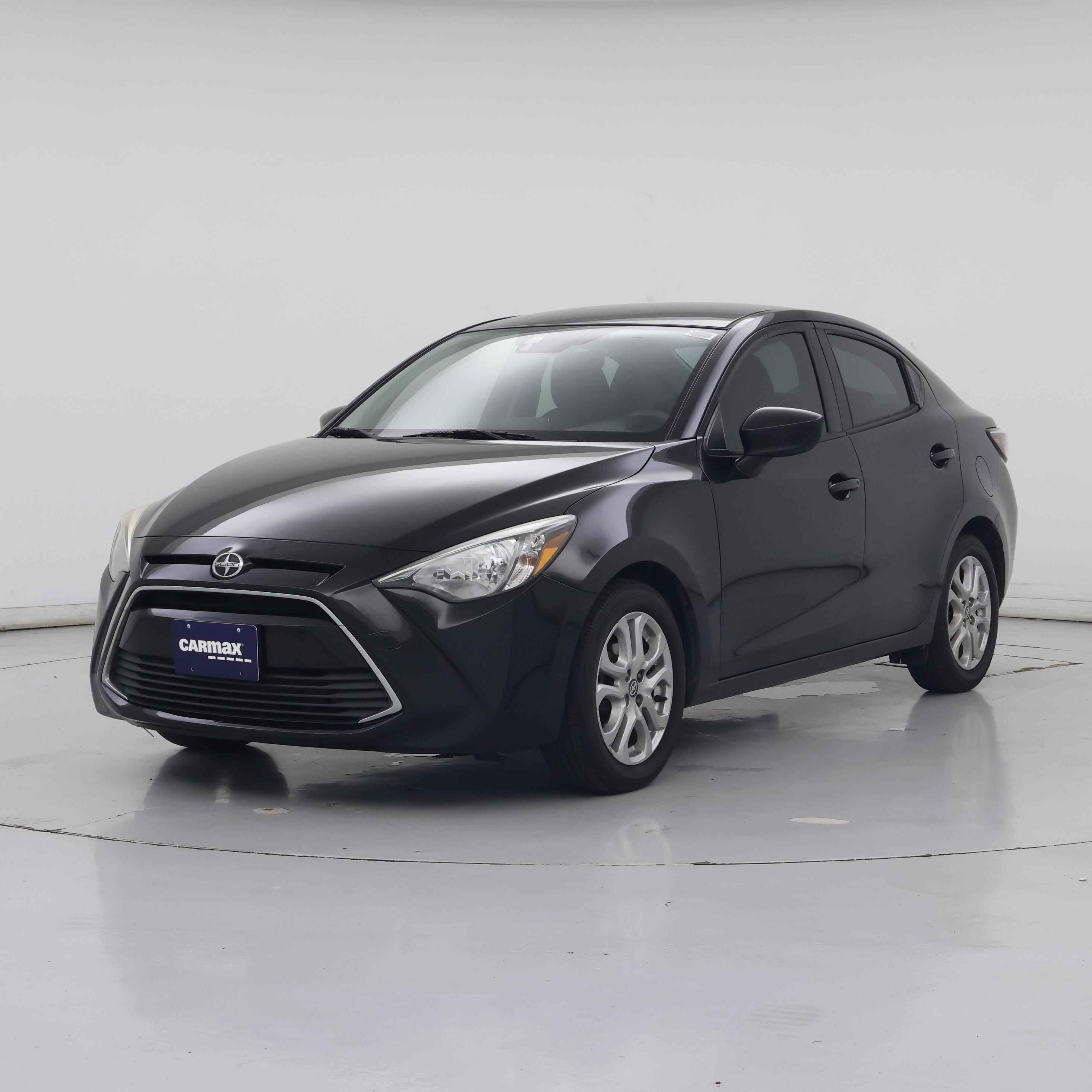 Thumbnail: 2016 Scion iA - 4