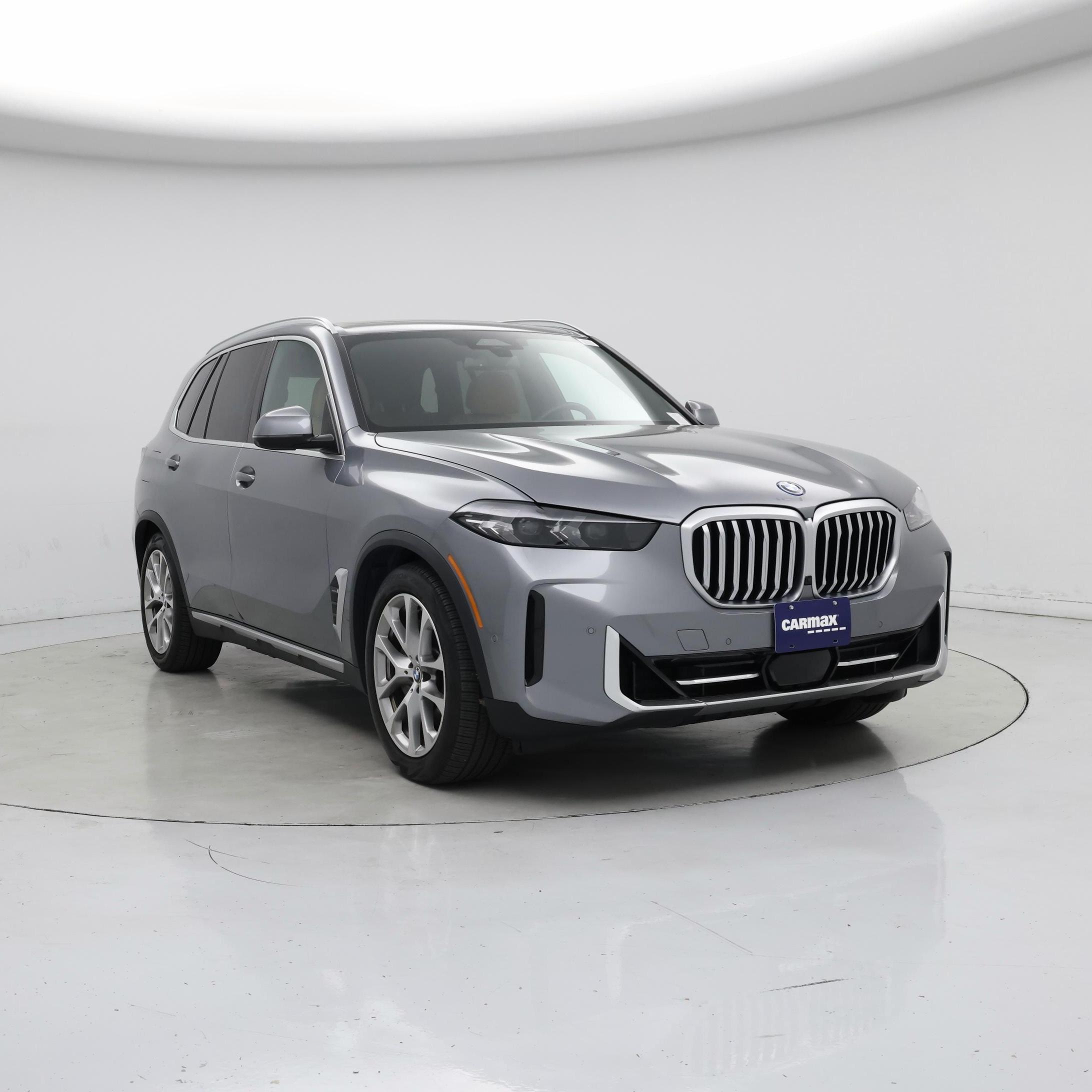 Gray 2024 BMW X5 xDrive50e AWD SUV / Crossover All-Wheel Drive Automatic