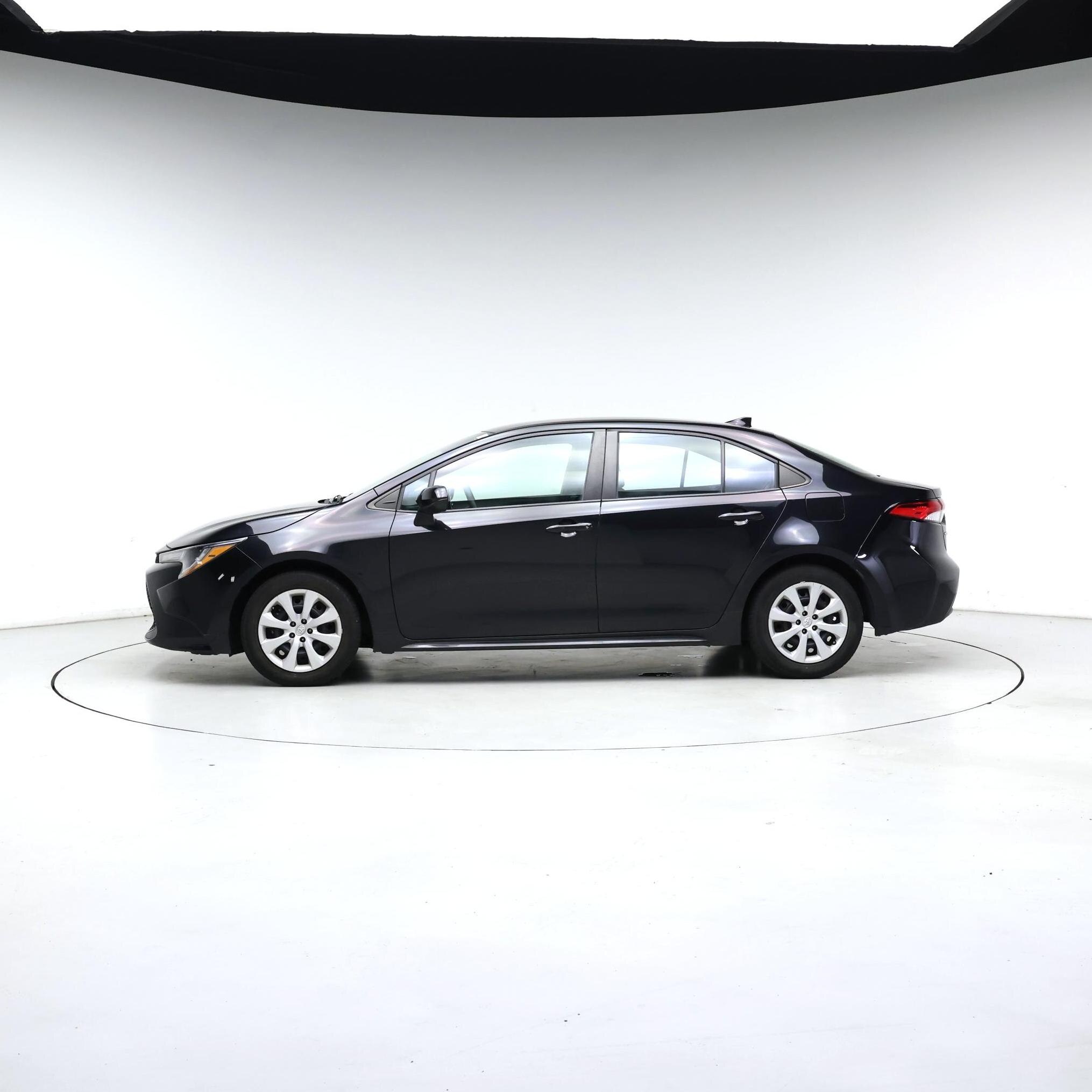Thumbnail: 2022 Toyota Corolla - 3