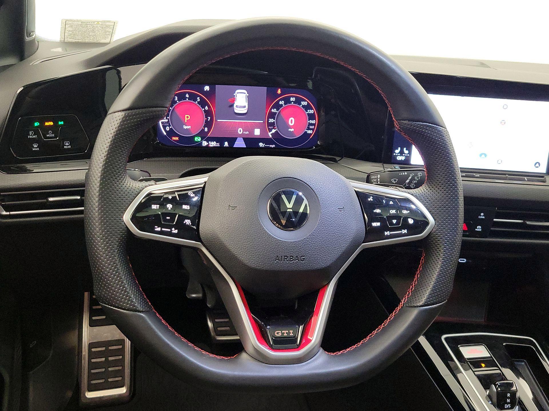 Thumbnail: 2023 Volkswagen Golf - 10