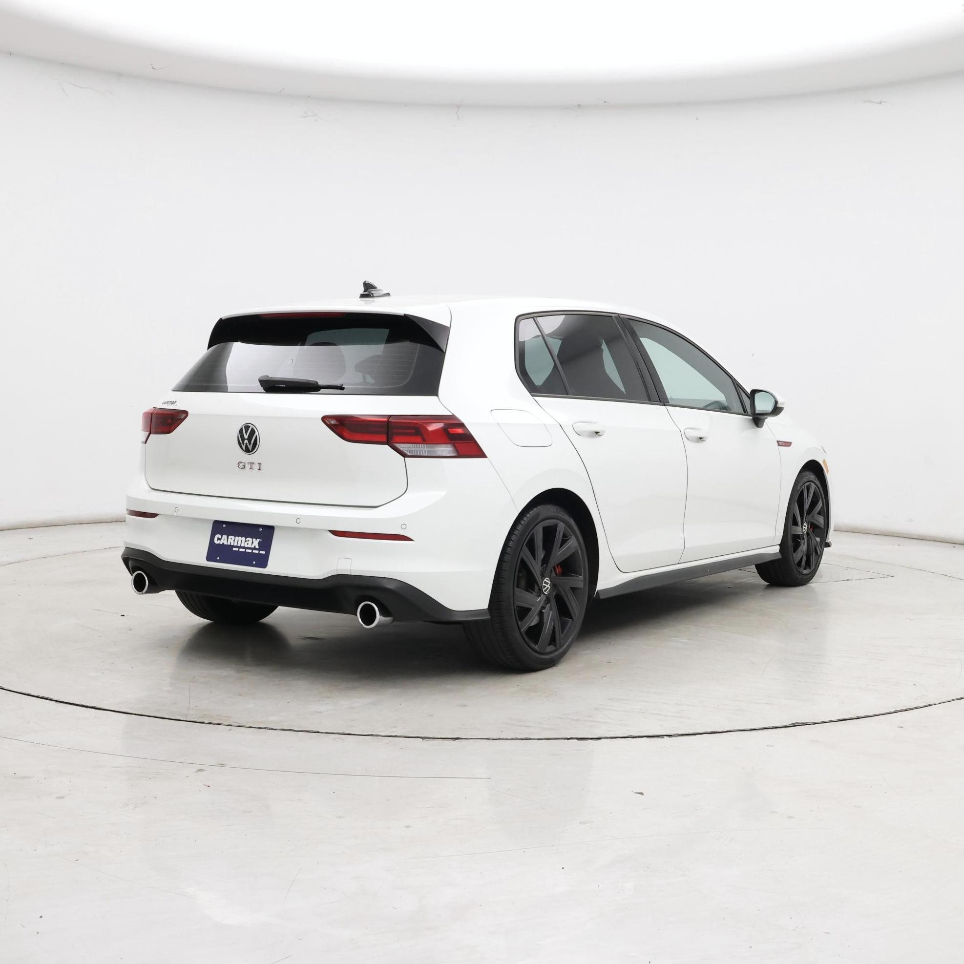 Thumbnail: 2023 Volkswagen Golf - 8