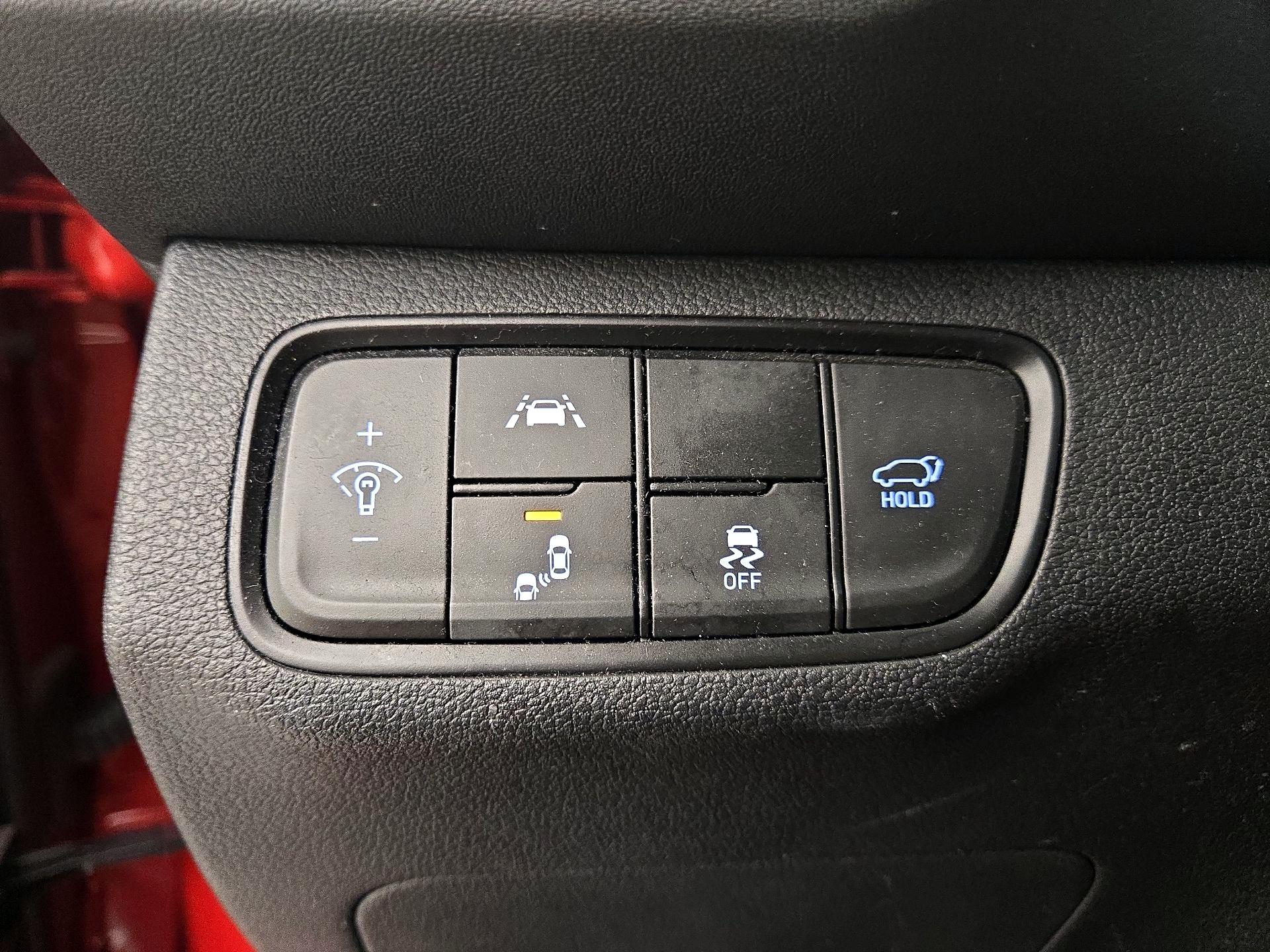 Thumbnail: 2019 Hyundai Santa Fe - 13