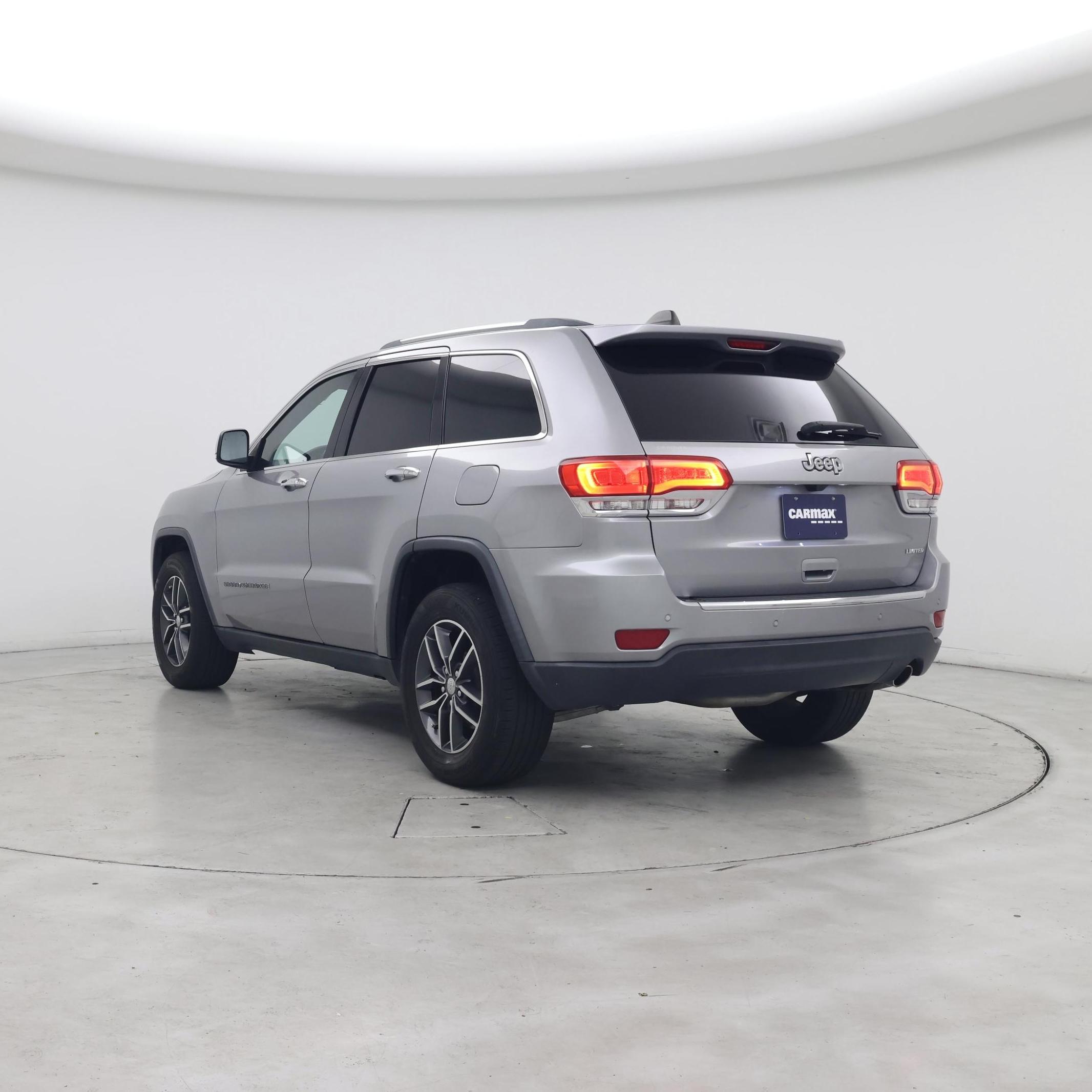 Thumbnail: 2018 Jeep Grand Cherokee - 2