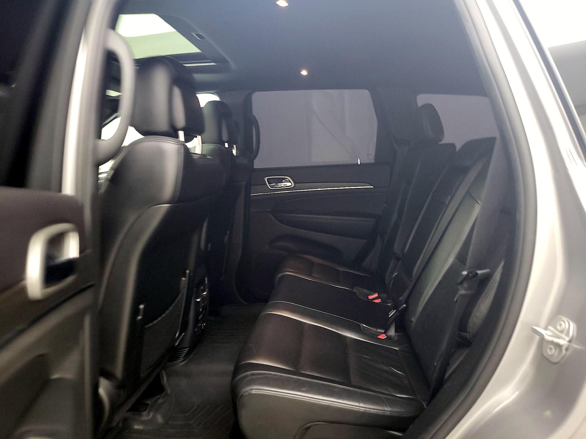 Thumbnail: 2018 Jeep Grand Cherokee - 20