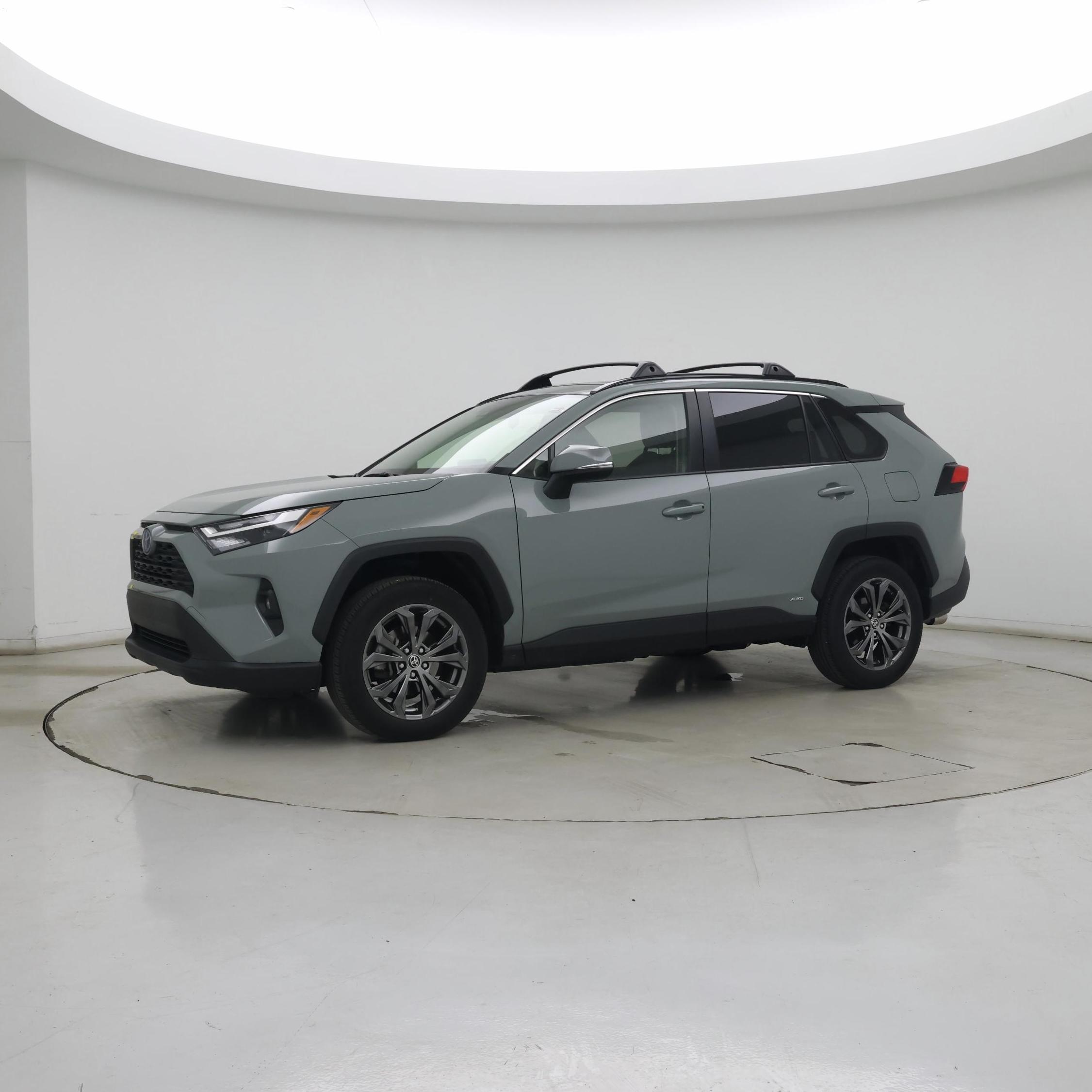 Thumbnail: 2022 Toyota RAV4 - 4