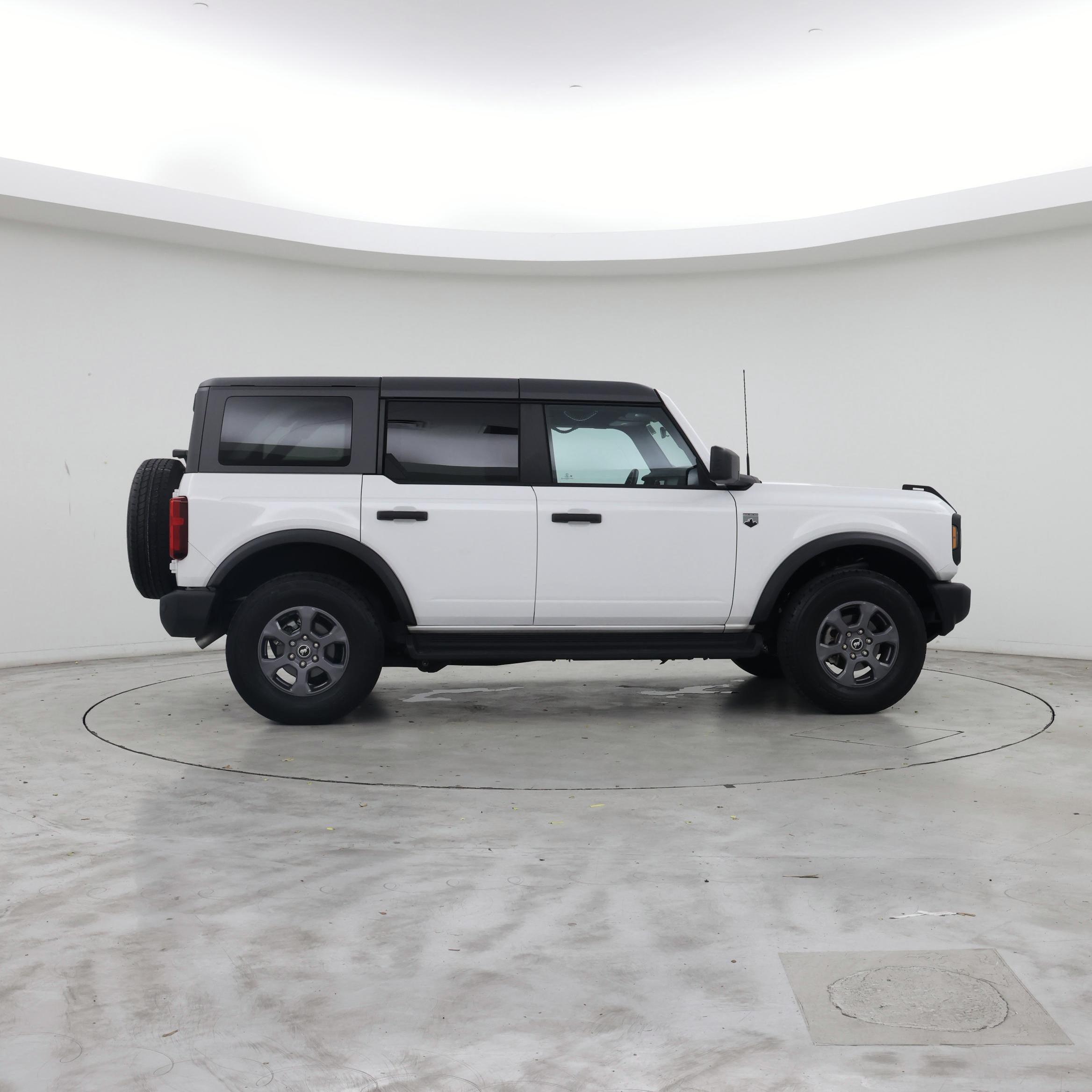 Thumbnail: 2025 Ford Bronco - 7