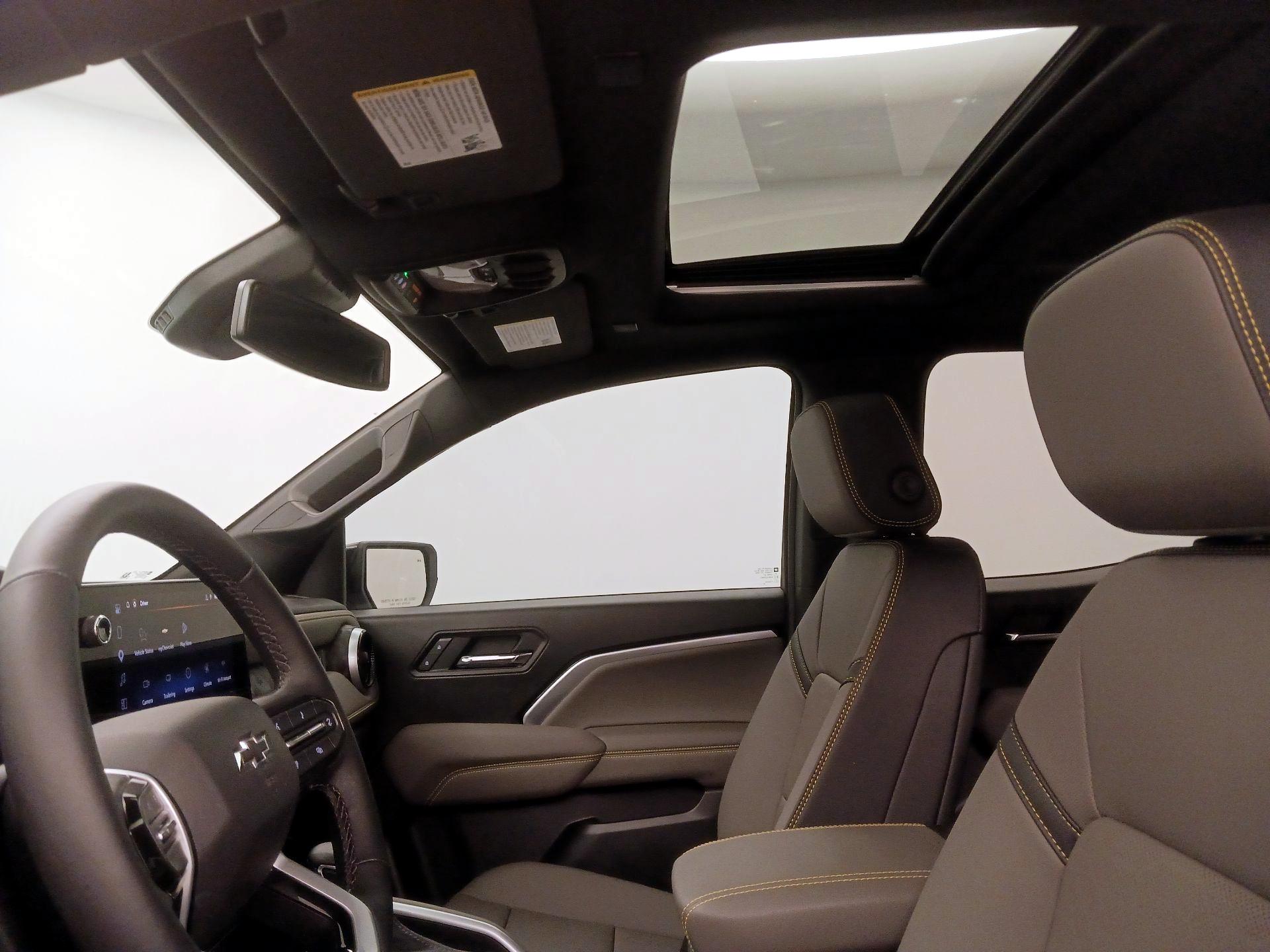 Thumbnail: 2026 Chevrolet Colorado - 20