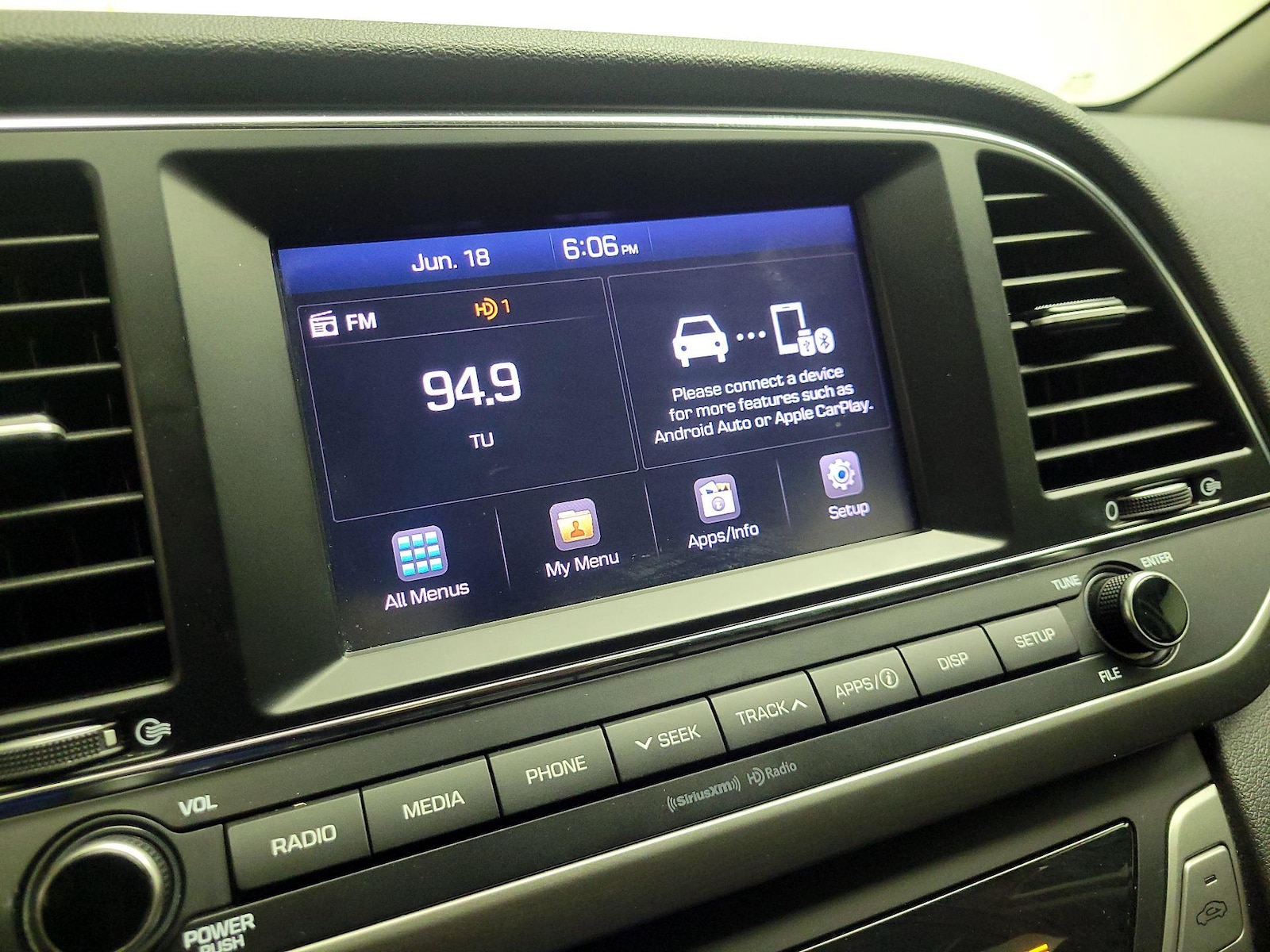 2018 Hyundai Elantra SEL - Photo 16